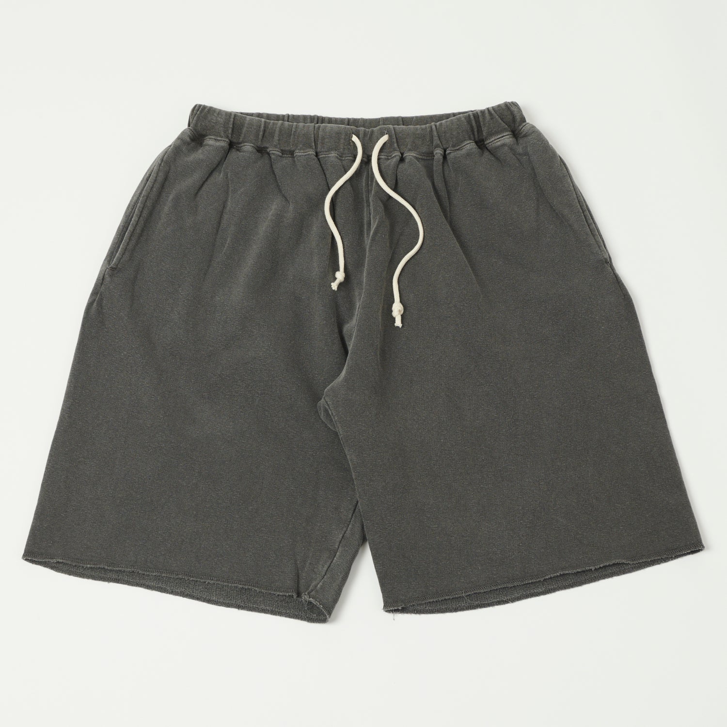 【美品】Reversible Painter Sweat Shorts Dubbleworks Pigment Dyed Sweatshorts - Sumikuro – SON OF A STAG