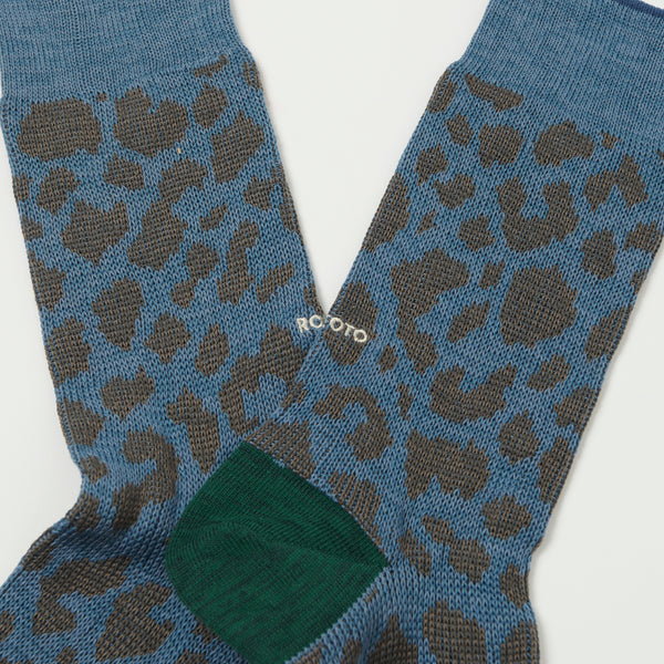 RoToTo Organic Cotton & Recycled Polyester 'Leopard' Crew Sock - Light Blue/Dark Green