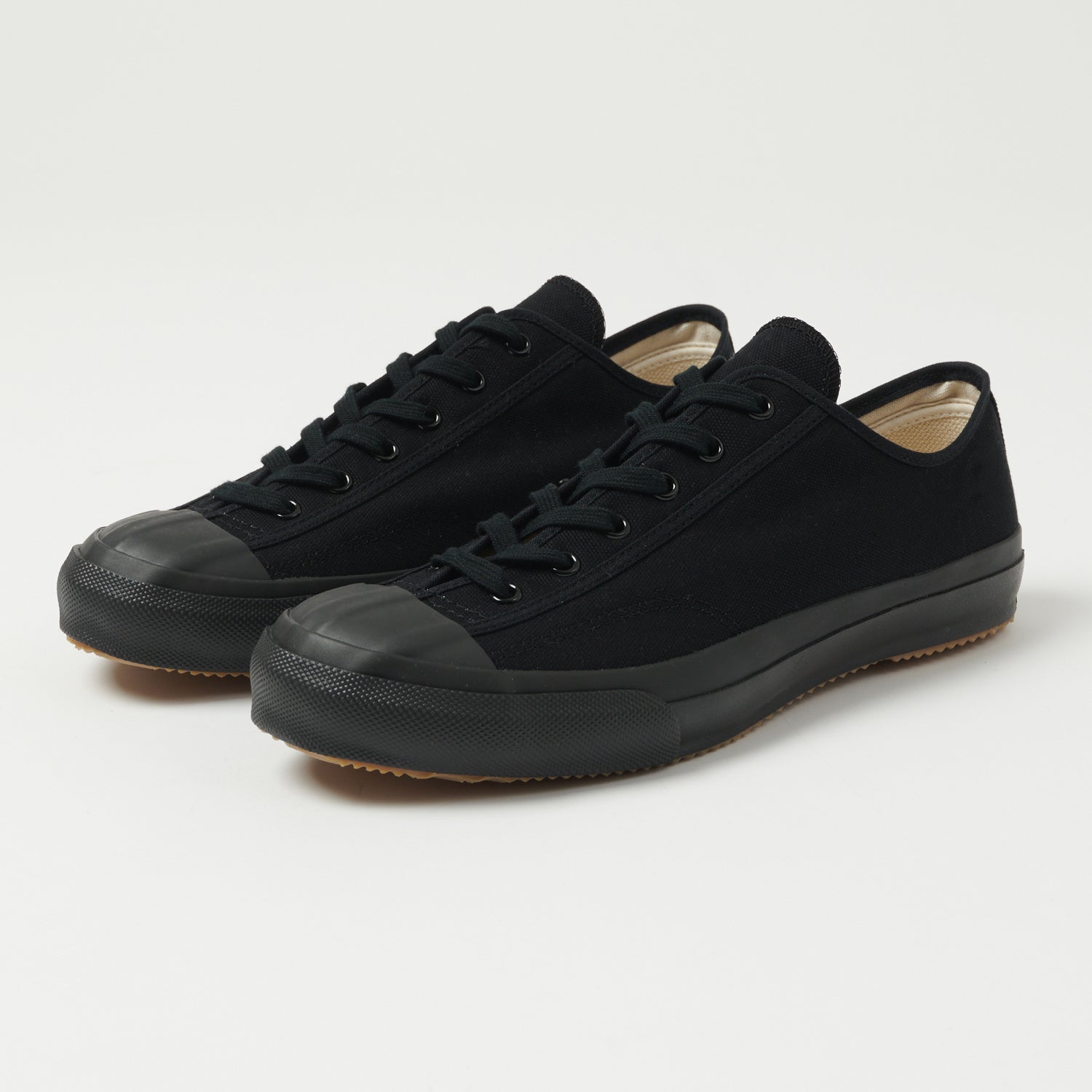 Gym Classic Shoe Black - Moonstar | Rivet & Hide