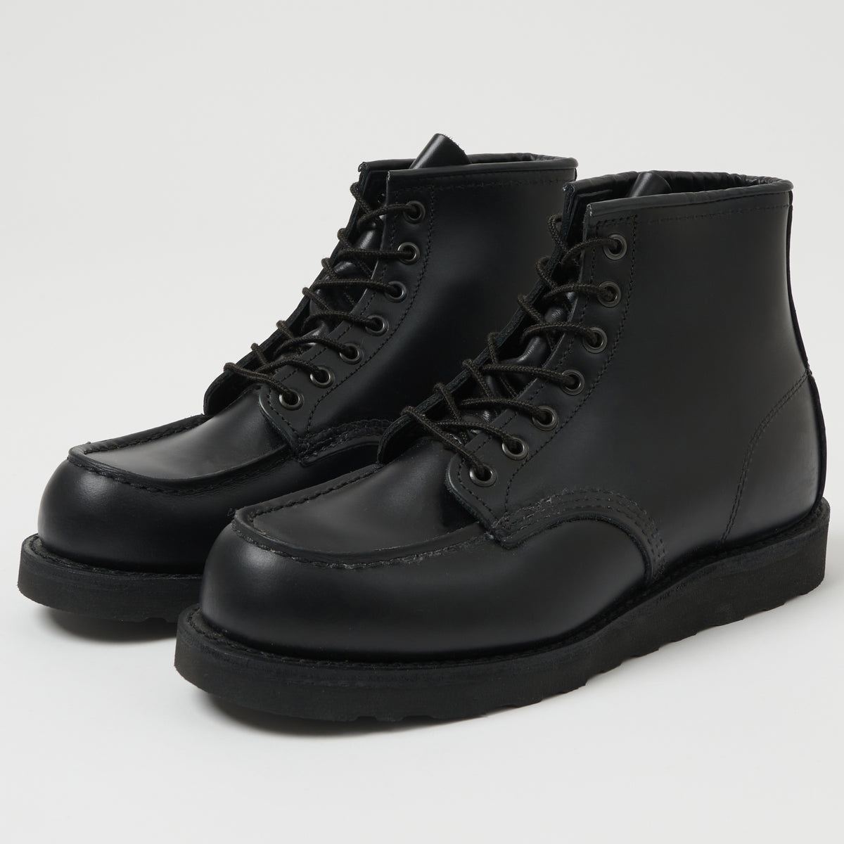 Red Wing 8137 Classic Moc Toe Boot - Triple Black – SON OF A STAG