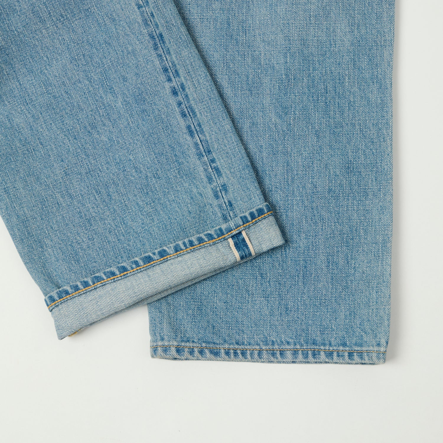 A Vontade 0102SXX Regular Straight Jean - Faded Blue