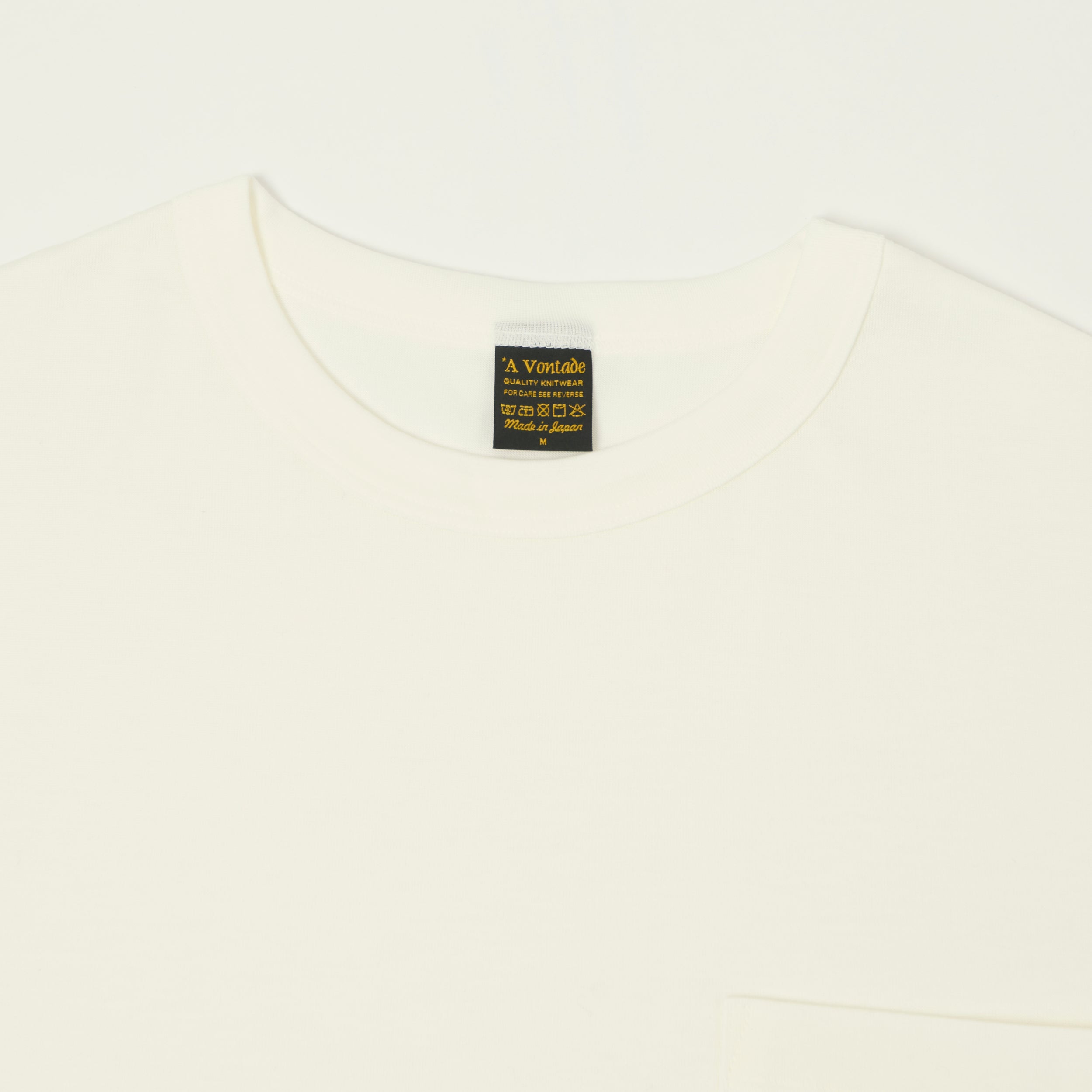 A Vontade 'Silket' Athletic T-Shirt - White