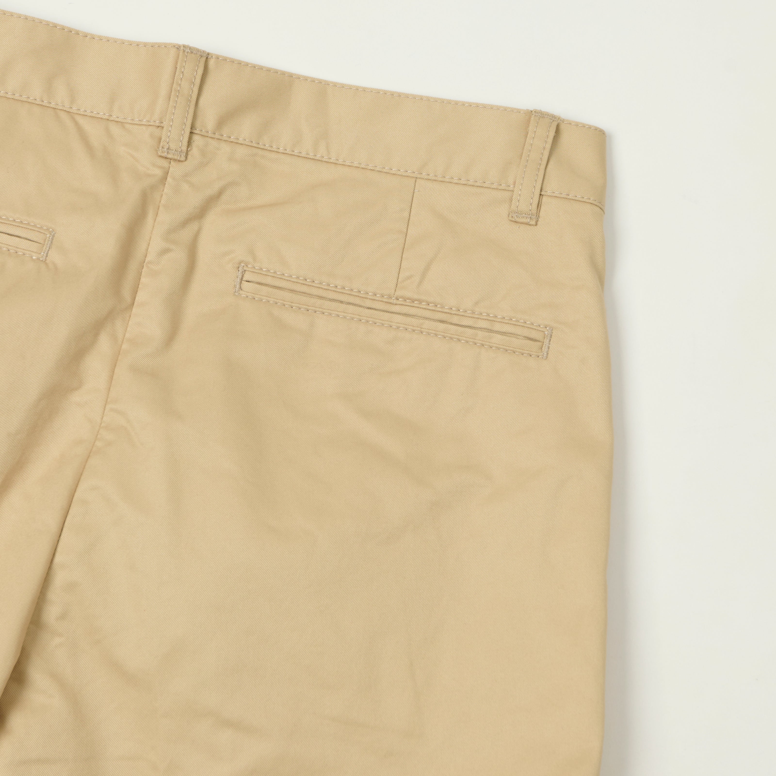 Beams Plus Single Pleat Tapered Chino - Beige