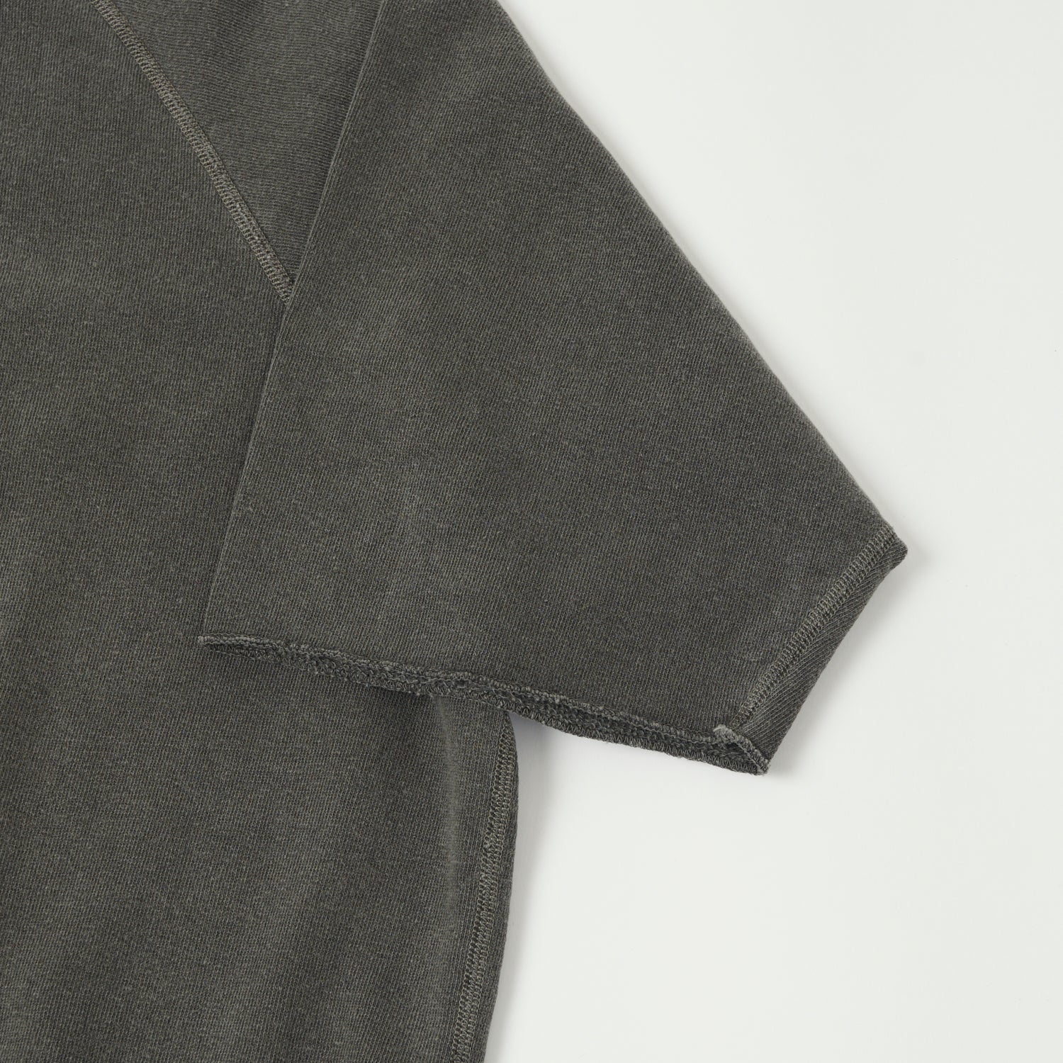 Dubbleworks Cut Off Sleeve Pigment Dyed Sweatshirt - Sumikuro