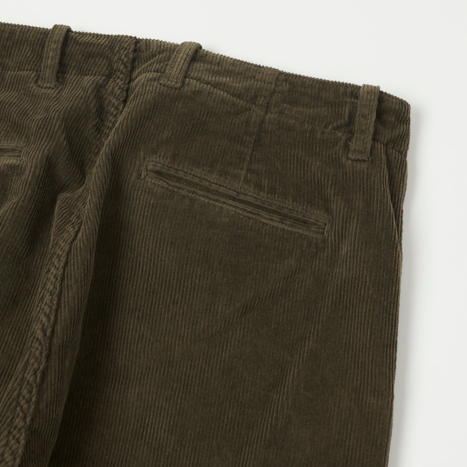East Harbour Surplus 'Axel 101' Corduroy Trouser - Green