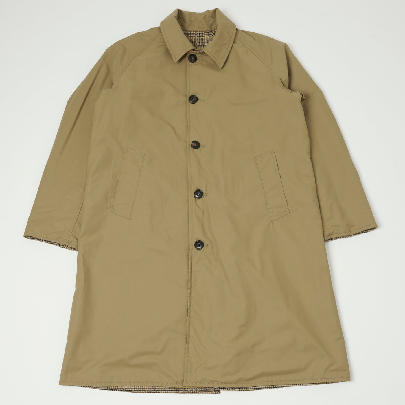 ジャケット・アウター REVERSIBLE TRENCH COAT Reversible trench SANDRA brand GUESS — Globalbrandsstore.com/en