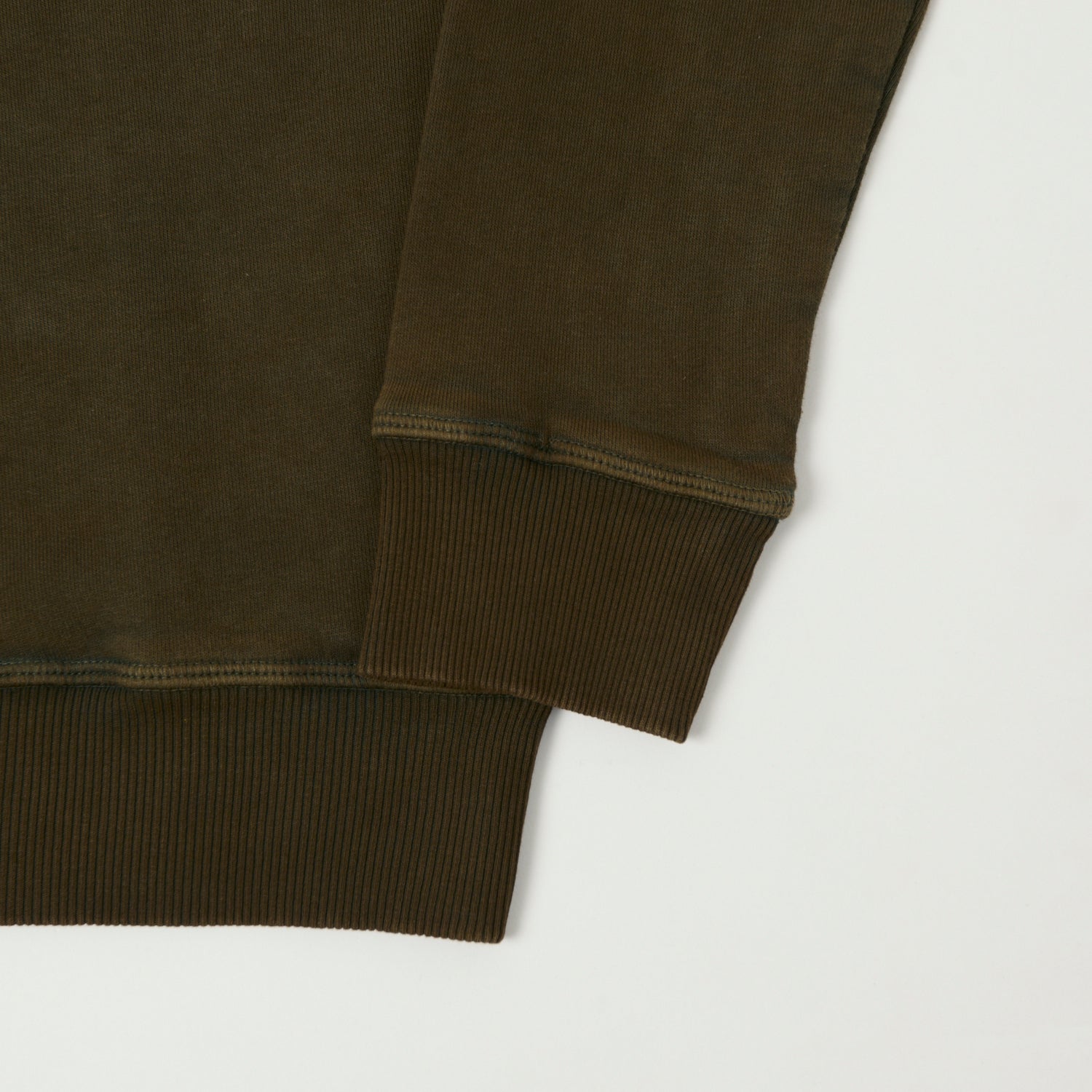 Flea-T 1950s Raglan Sleeve 'Mono Rebel Mickey' Sweatshirt - Brown