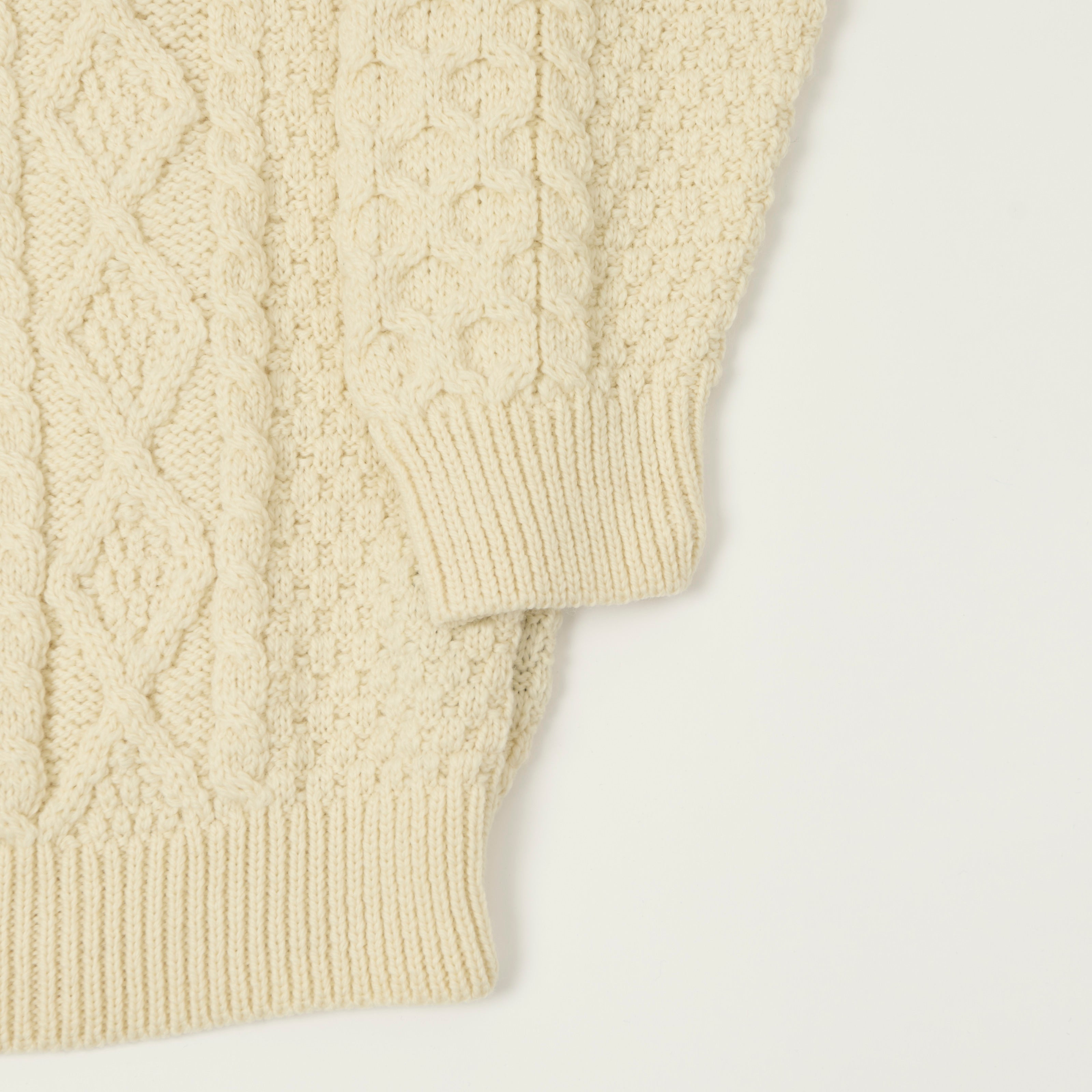 Gloverall Aran Cable Knit Jumper - Ecru