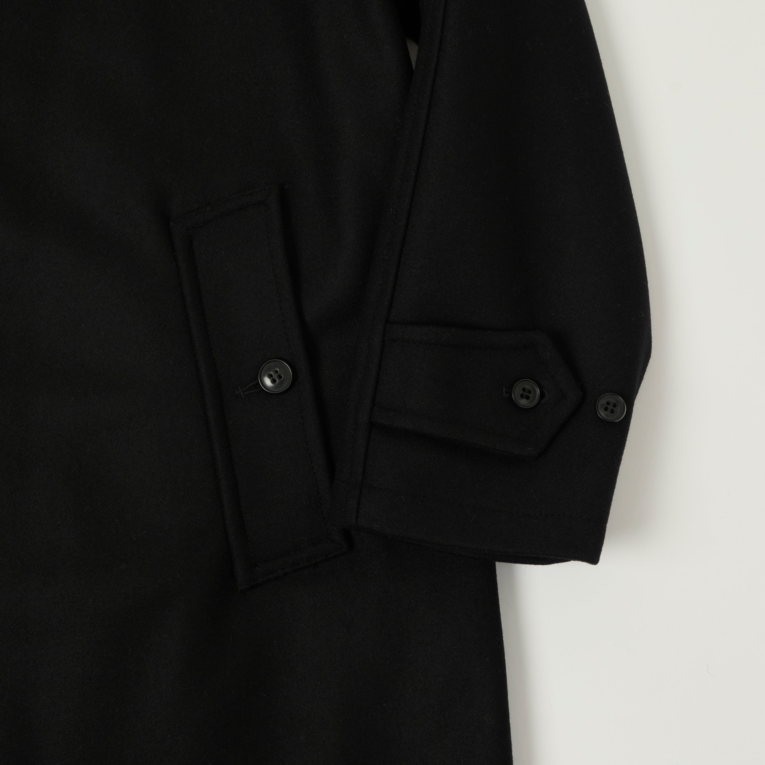 Gloverall 'Hynes' Raglan Sleeve Balmacaan Coat - Black
