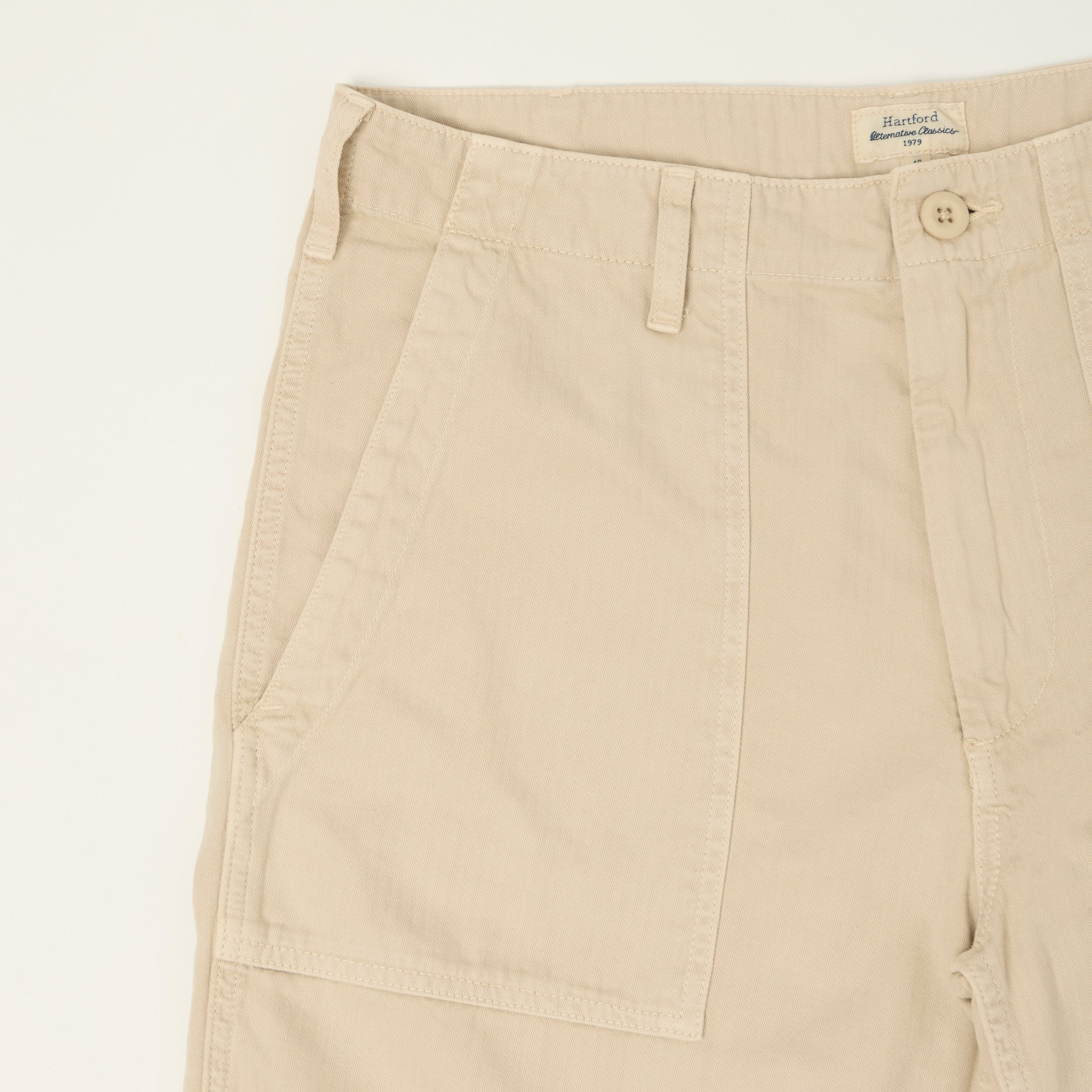 Hartford Herringbone Fatigue Shorts - Stone
