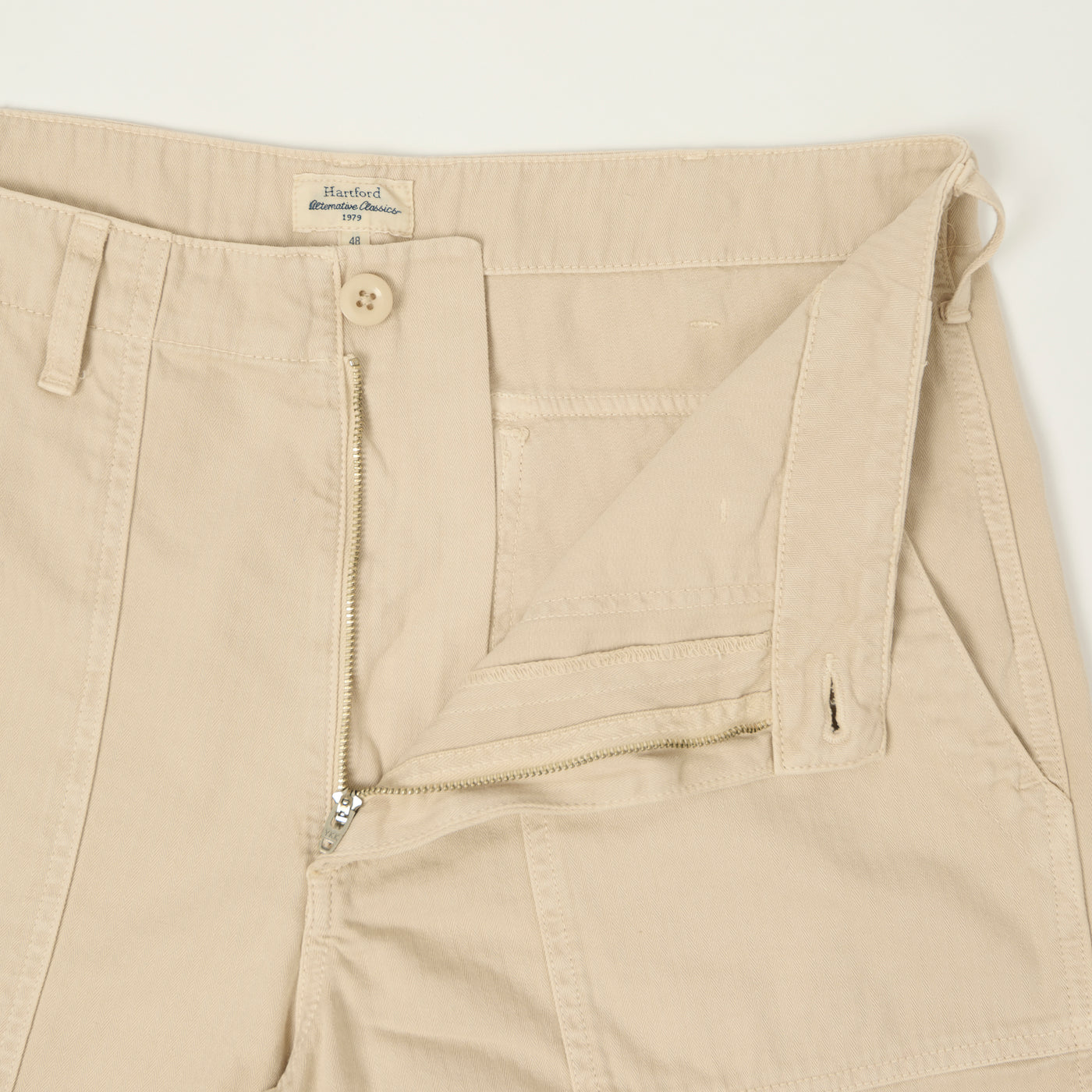 Hartford Herringbone Fatigue Shorts - Stone