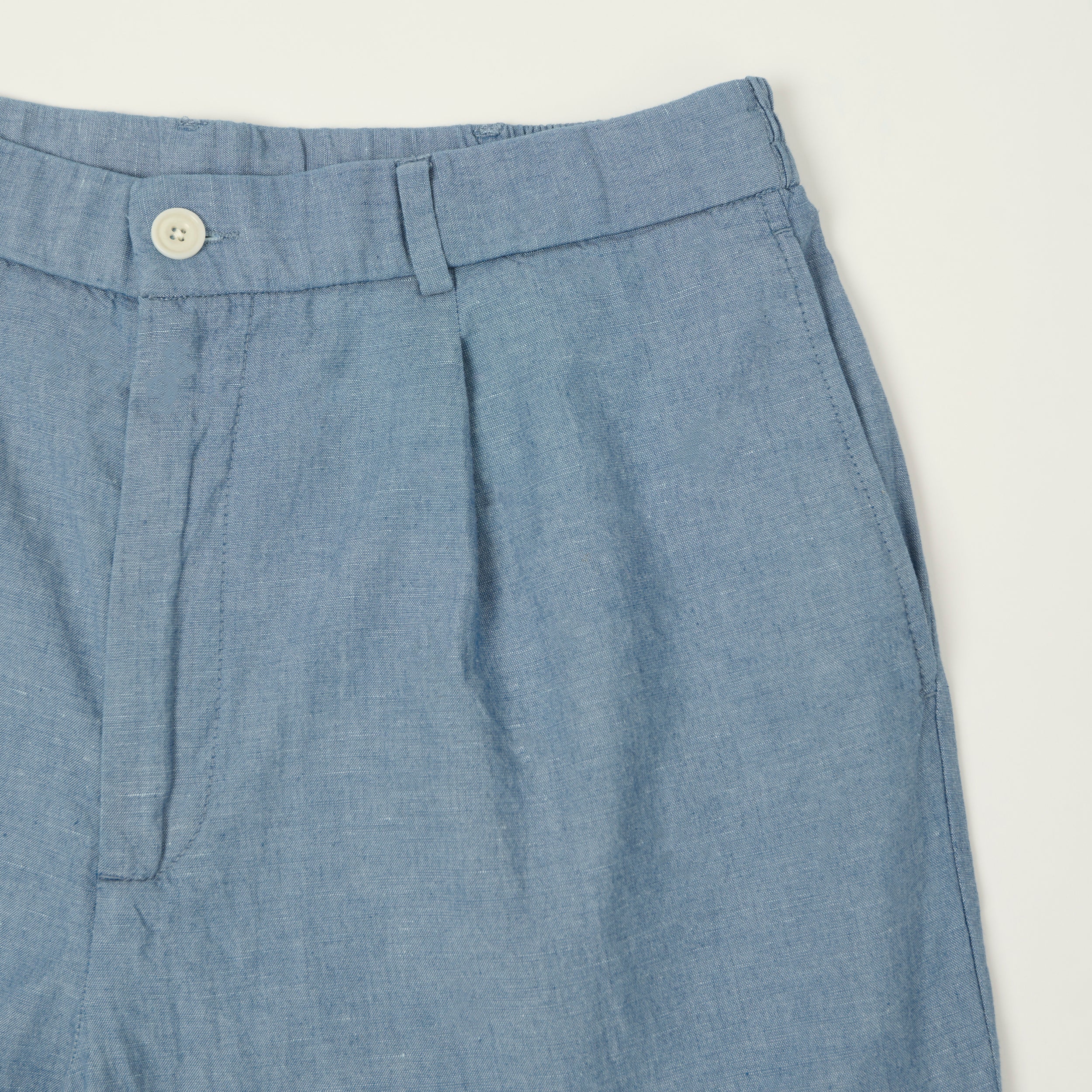 Hartford 'Task' Chambray Pleated Shorts - Blue