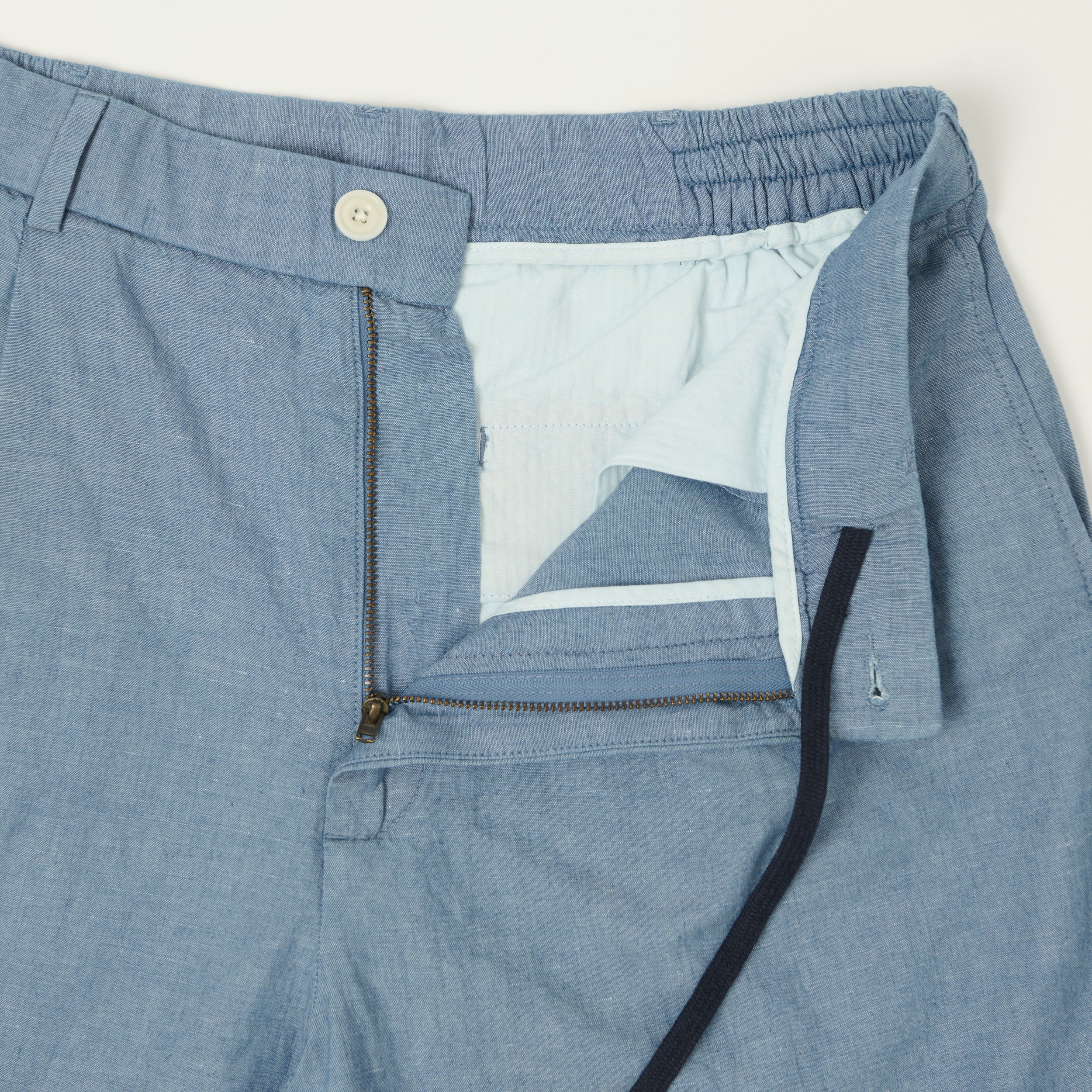 Hartford 'Task' Chambray Pleated Shorts - Blue