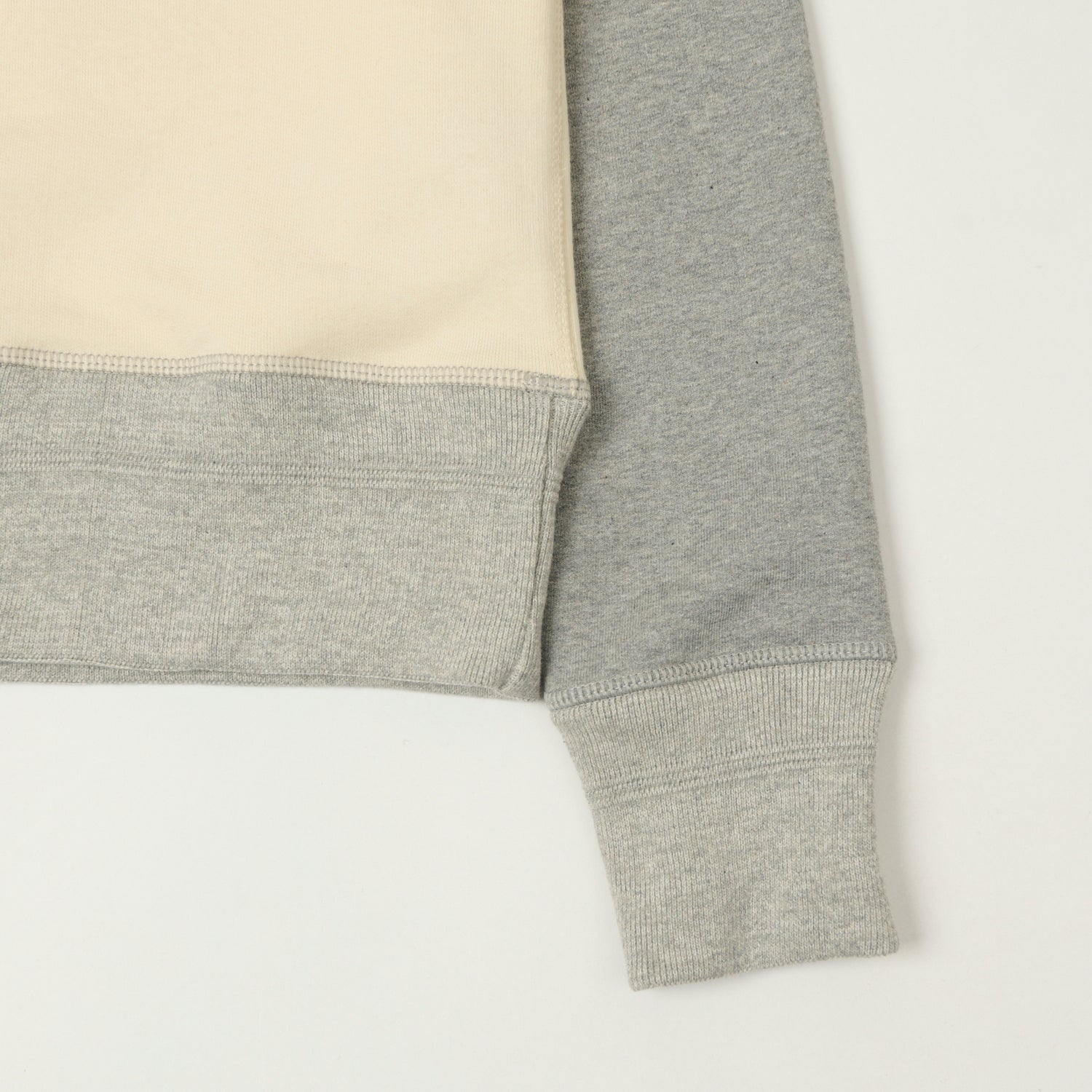 Heimat Training Sweatshirt - Battleship Grey/Seashell