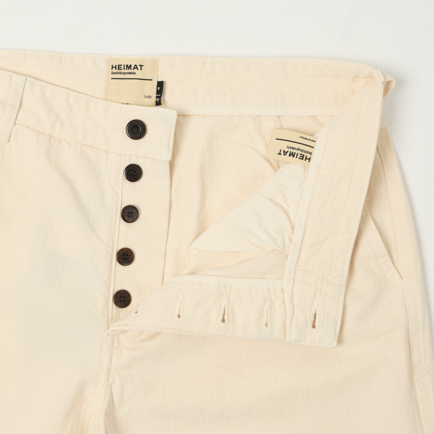 Heimat 'Journey' Herringbone Twill Chinos - Seashell