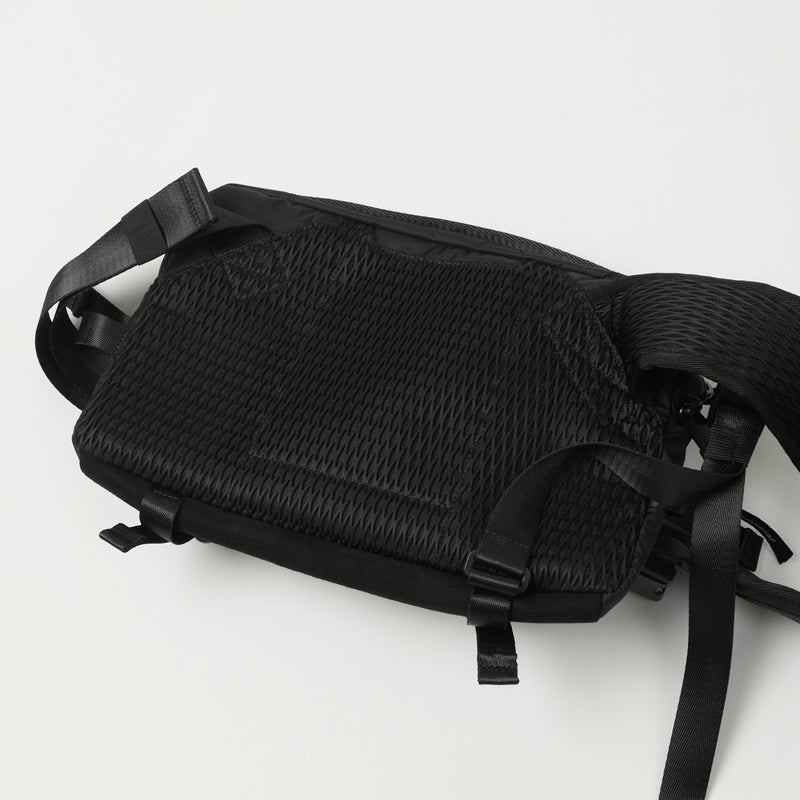Indispensable IDP Sling Bag Snatch Econyl - Black | SON OF A STAG