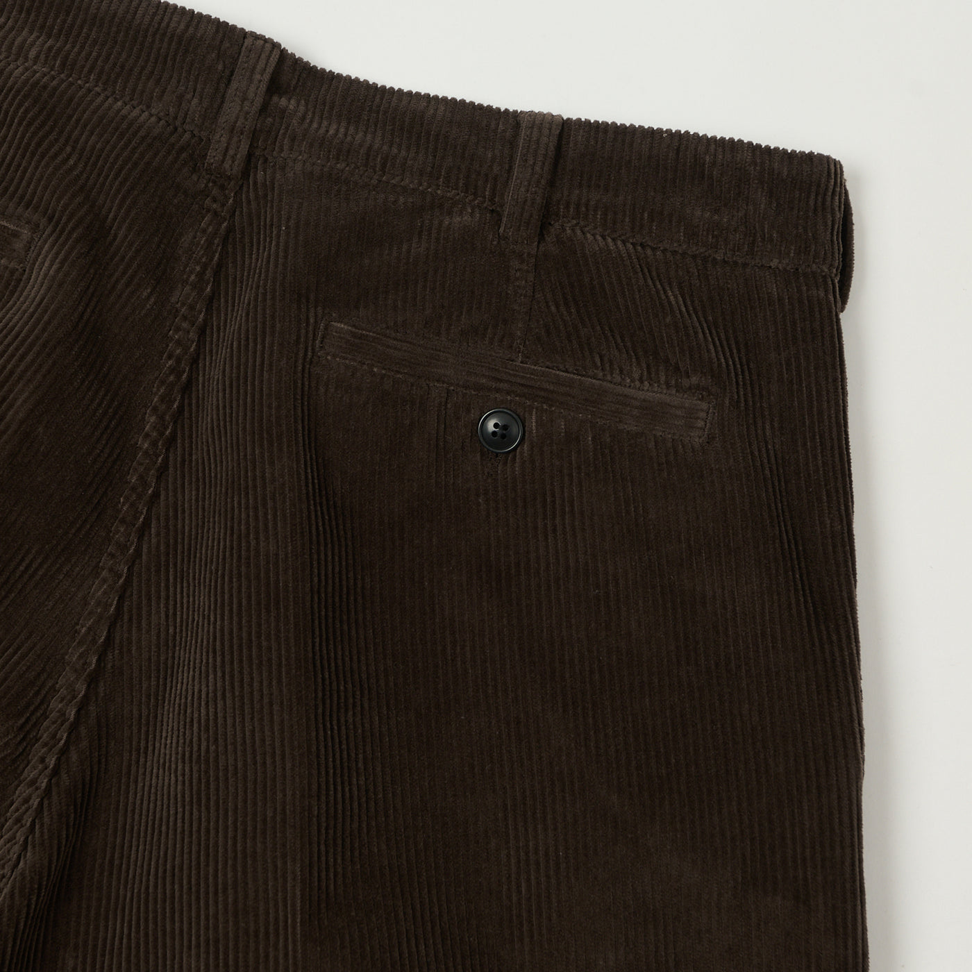 Knickerbocker 'Canal' Pleated Corduroy Trousers - Coffee