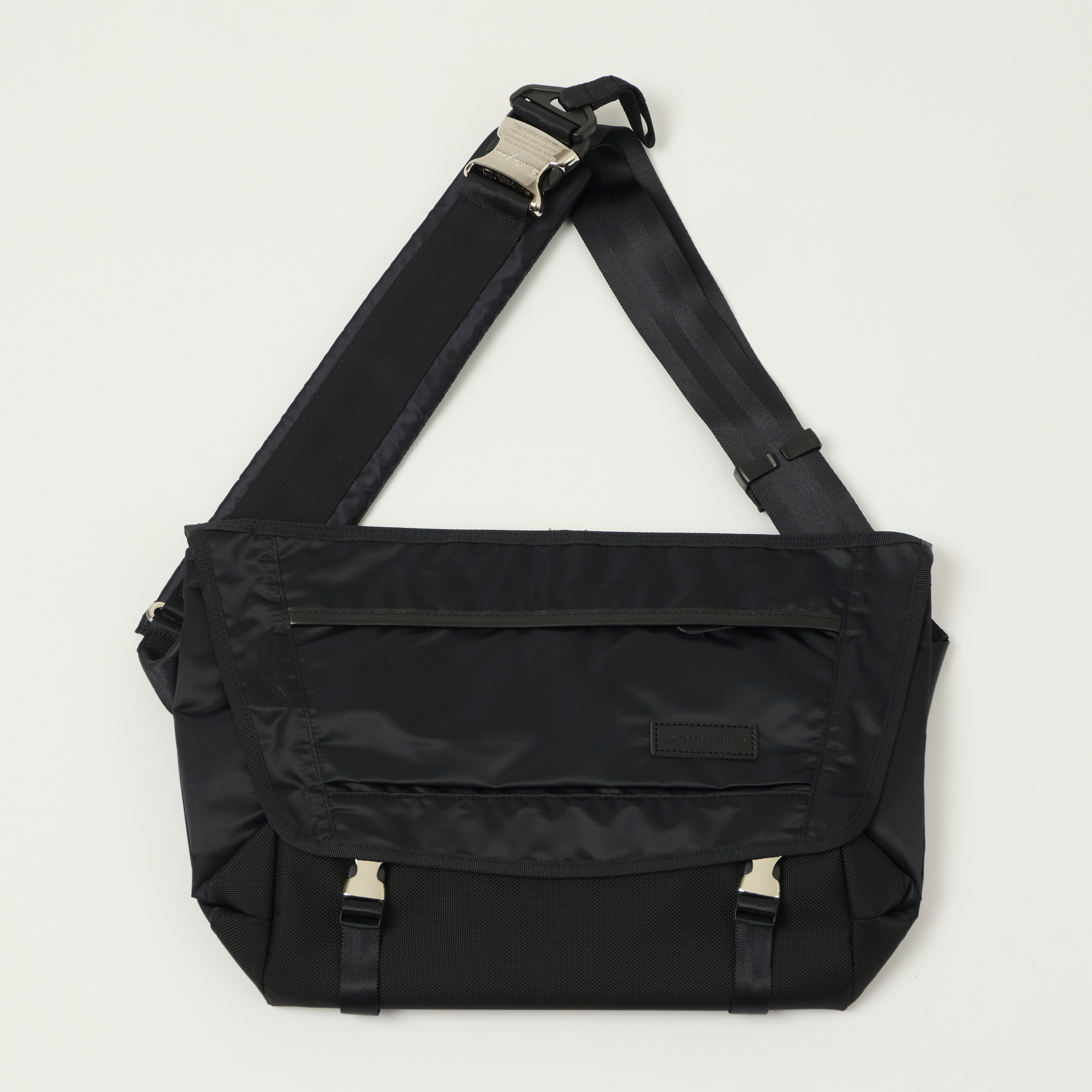 Master-Piece Lightning Messenger Bag - Black