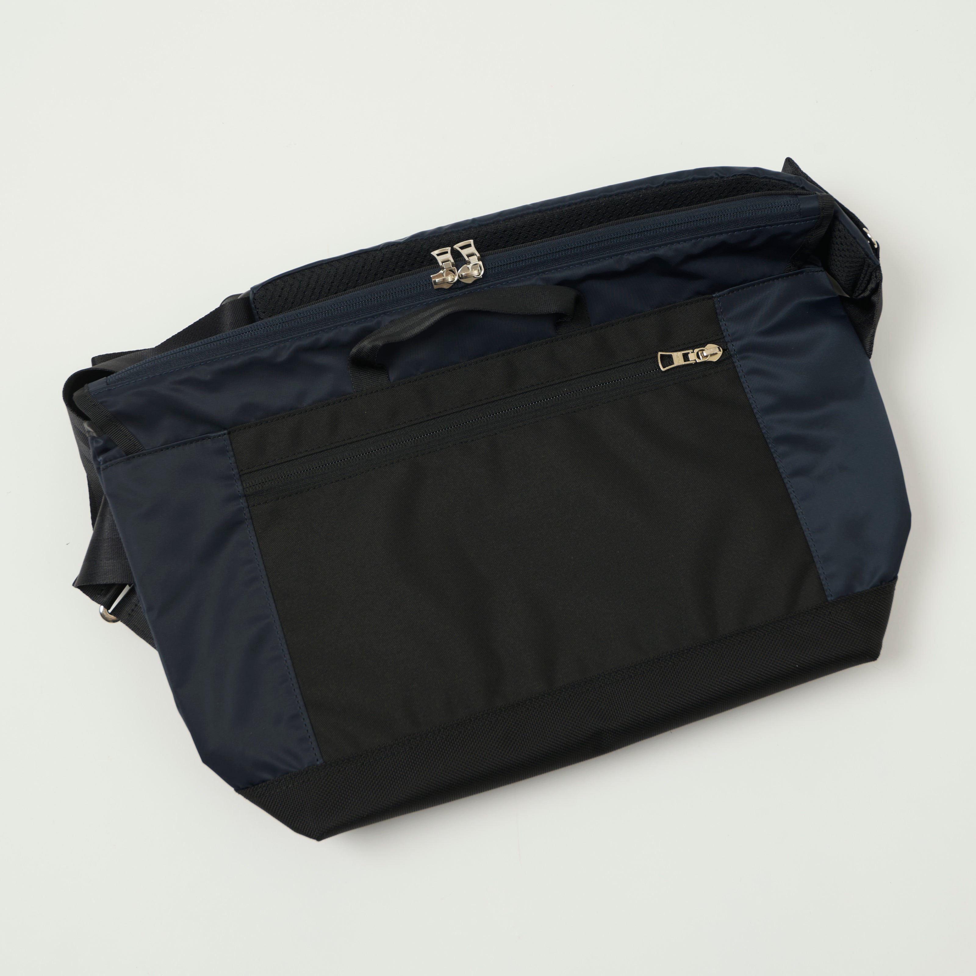 Master-Piece Lightning Messenger Bag - Navy