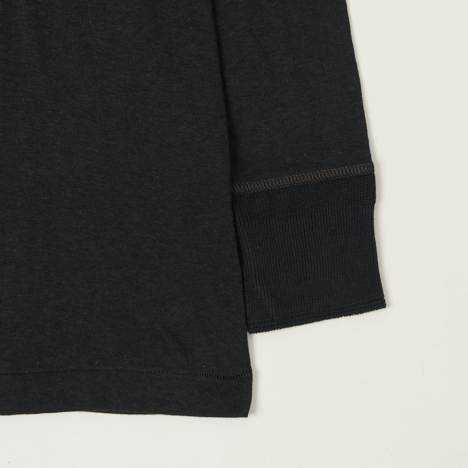 Merz b. Schwanen 102 Lightweight Long Sleeve Henley - Charcoal