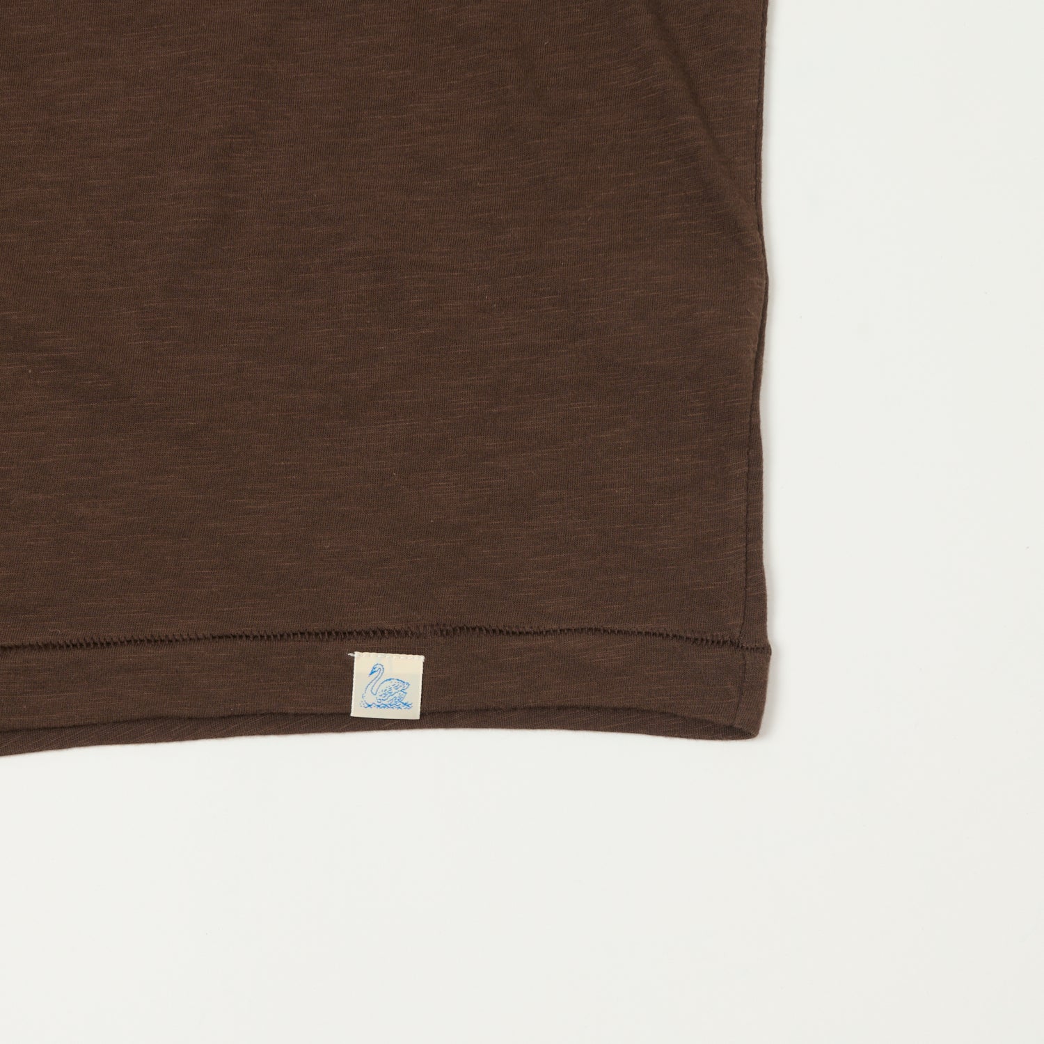 Merz b. Schwanen 'Good Basics' SCT04 Pima Slub Cotton Tee - Chocolate