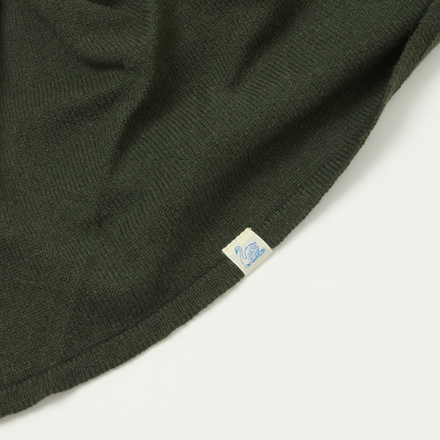 Merz b. Schwanen 'Good Basics' Merino/Cashmere/Silk Triangle Scarf - Army