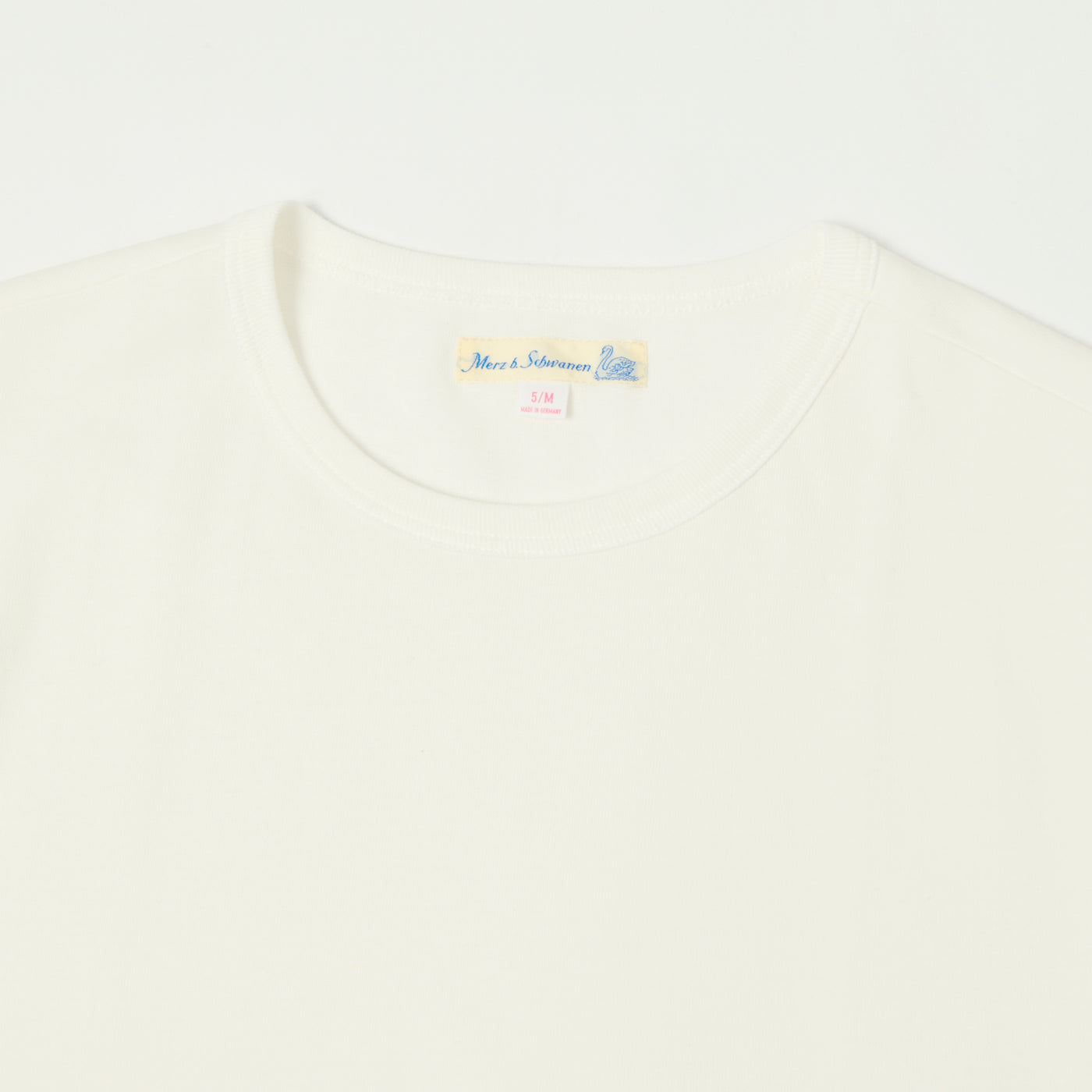 Merz b. Schwanen 2M15C Classic Cropped Jersey T-Shirt - White