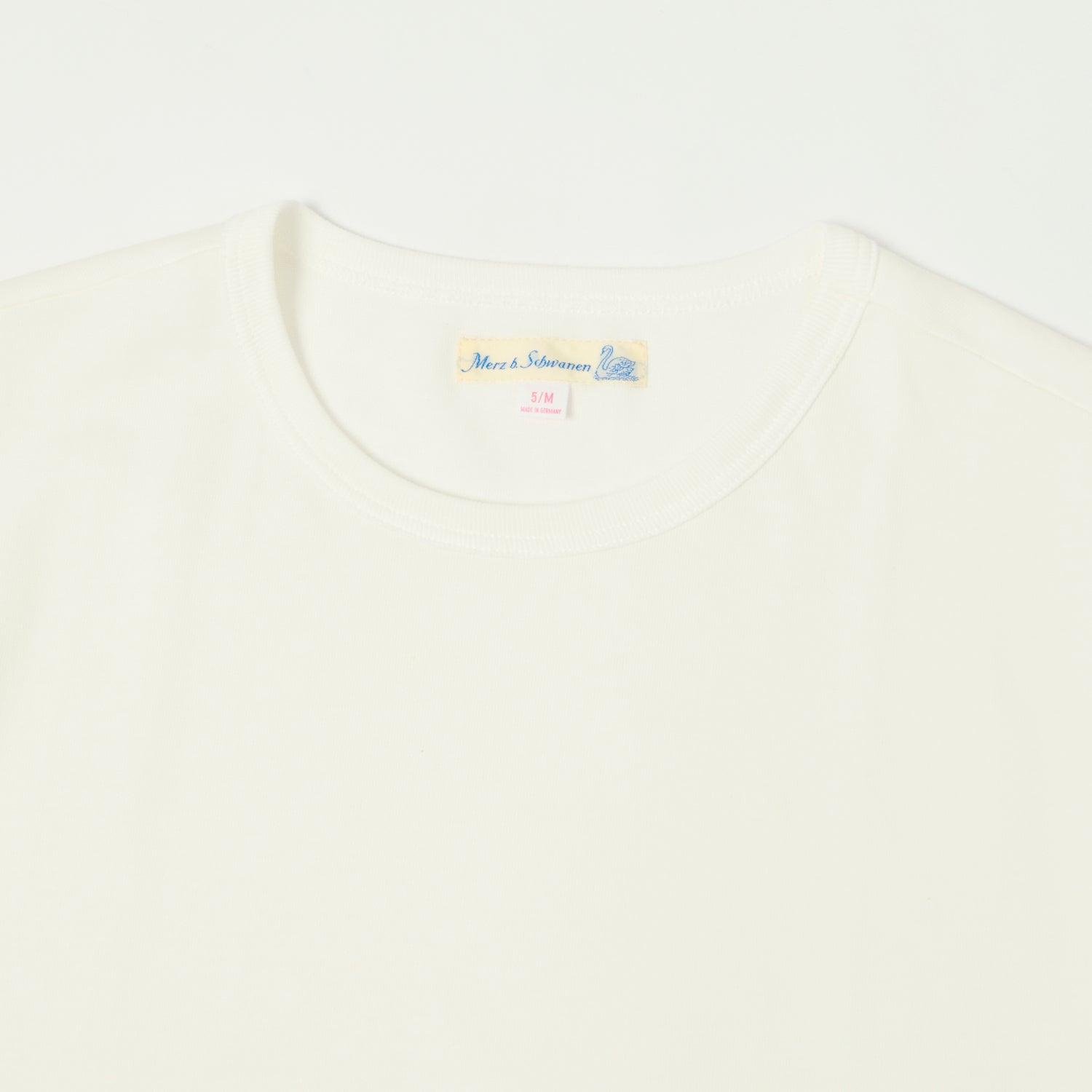 Merz b. Schwanen 2M15C Classic Cropped Jersey T-Shirt - White