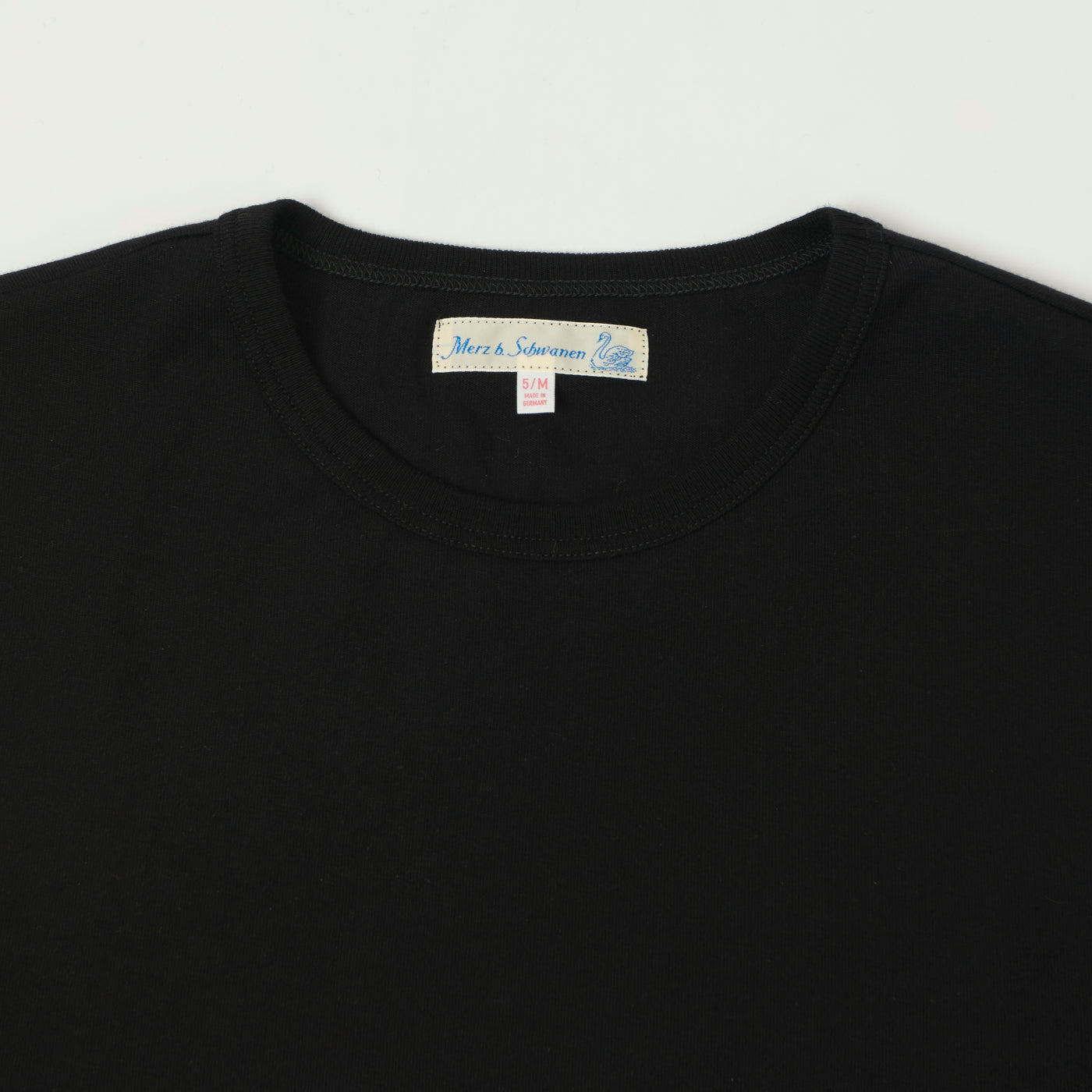 Merz b. Schwanen 2M15LS Classic Jersey Long Sleeve T-Shirt - Deep Black