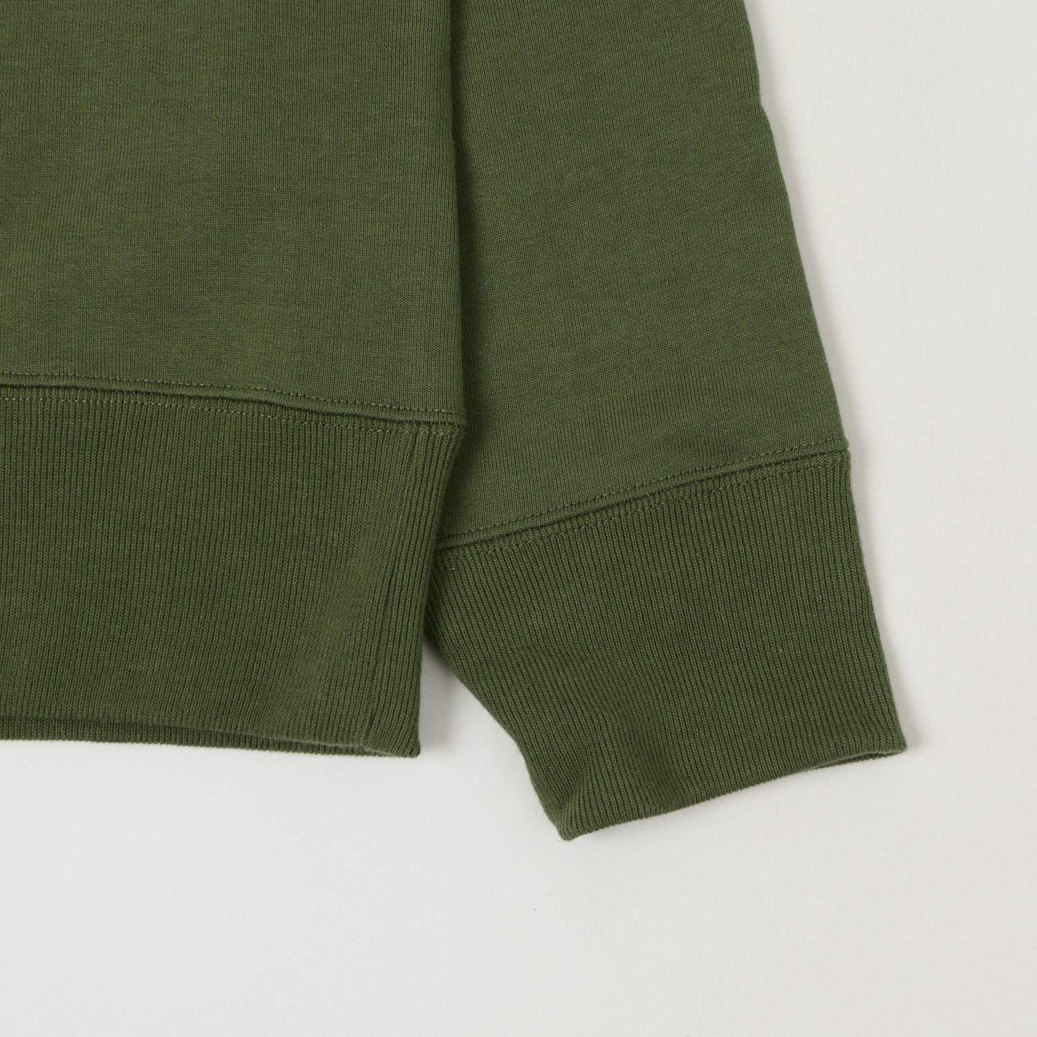 Merz b. Schwanen 346 Classic Sweatshirt - Army Green