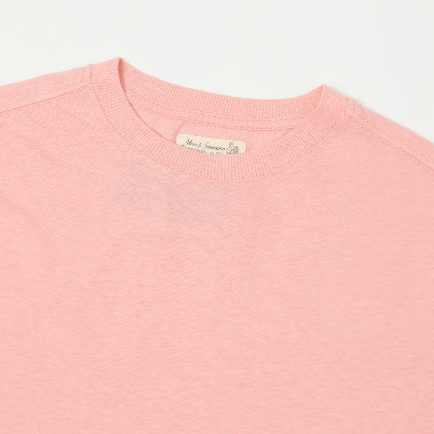 Merz b. Schwanen 'Good Basics' Plant Based Unisex Tee - Peach