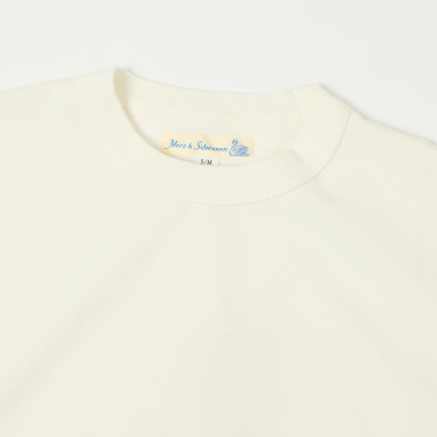 Merz b. Schwanen 'Good Basics' Long Sleeve Boxy Cropped T-Shirt - White