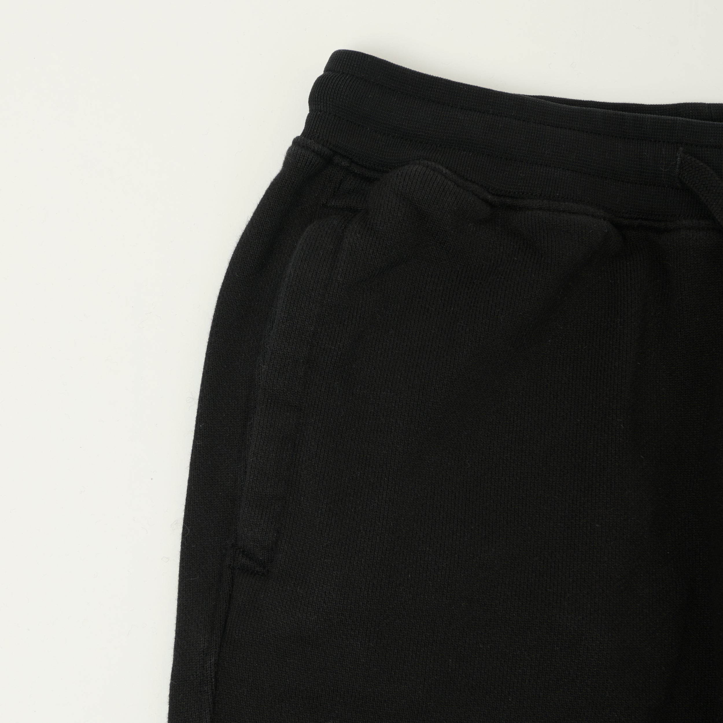 Merz b. Schwanen 'Good Basics' Cuffed Cotton Sweatpants - Deep Black