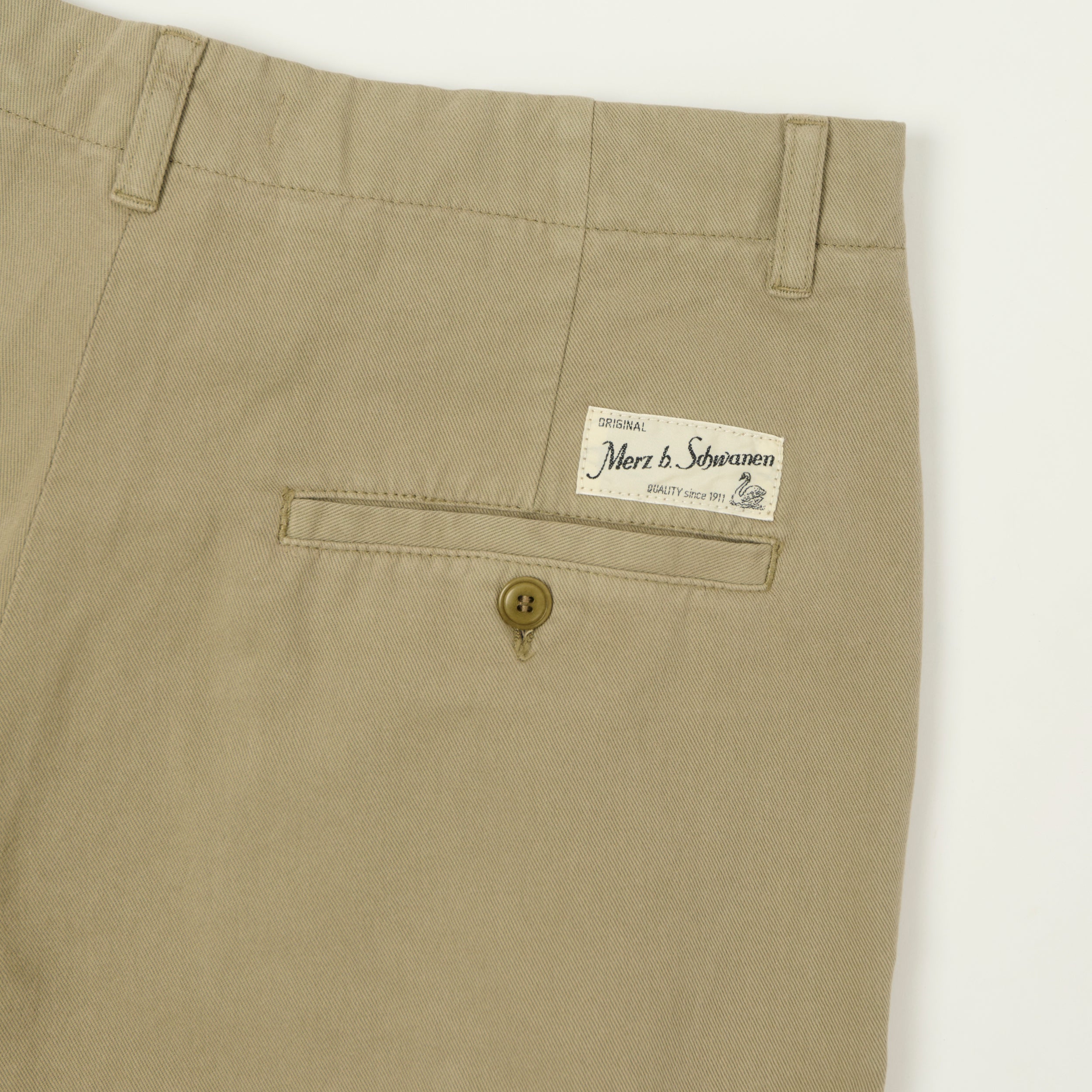 Merz b. Schwanen 'Good Basics' Pleated Twill Trouser - Vintage Army
