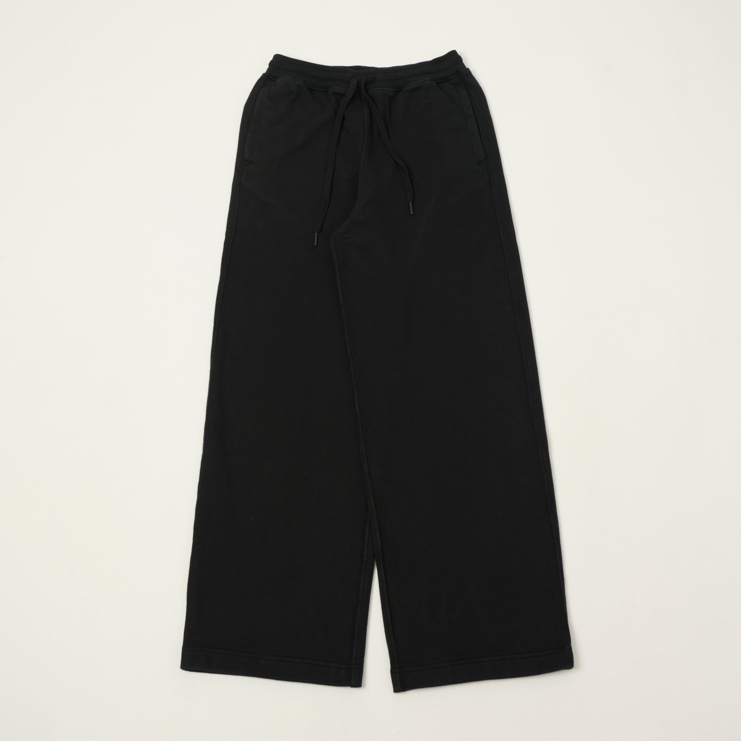 Merz b. Schwanen 'Good Basics' Straight Leg Sweatpants - Deep Black