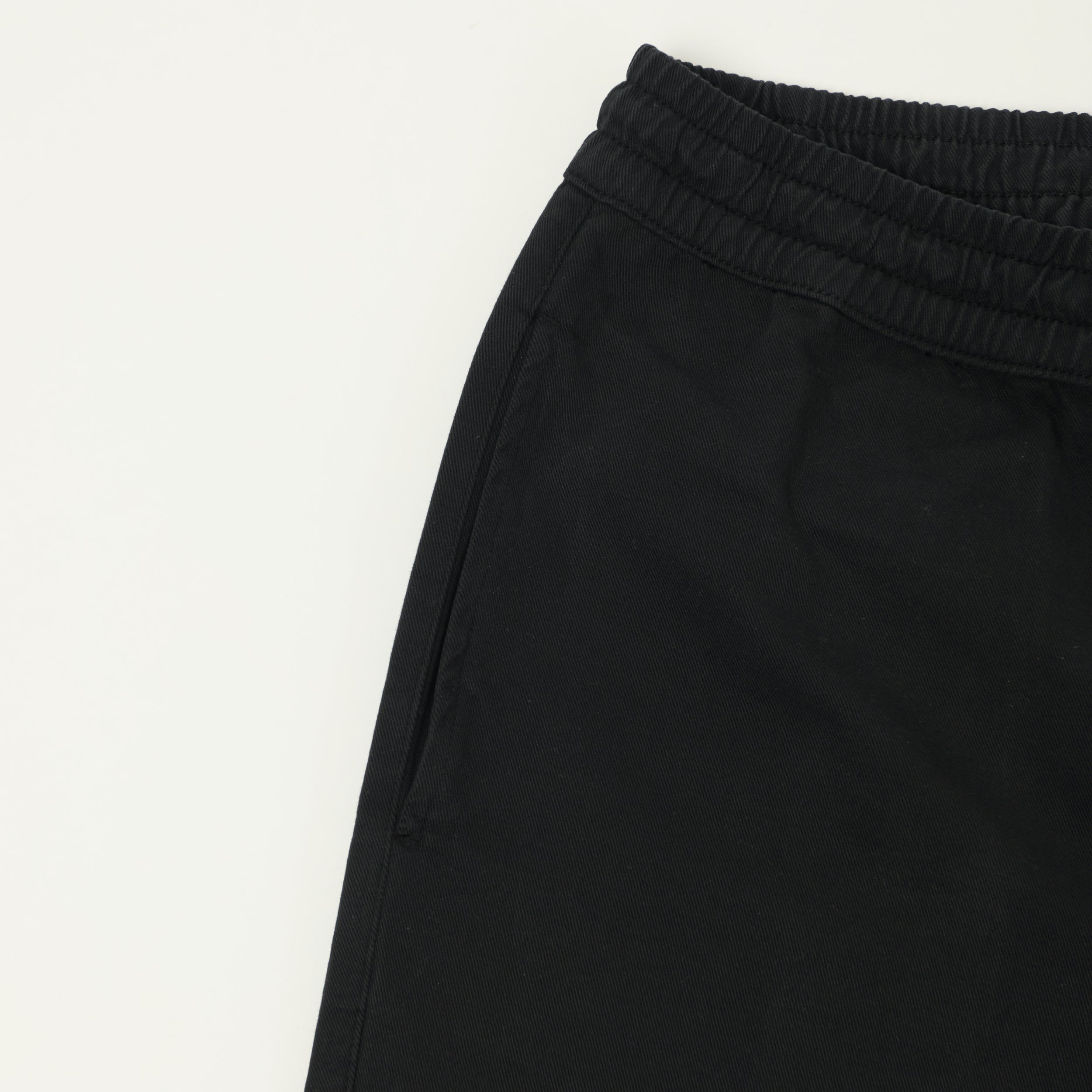 Merz b. Schwanen 'Good Basics' Cotton Twill Shorts - Deep Black