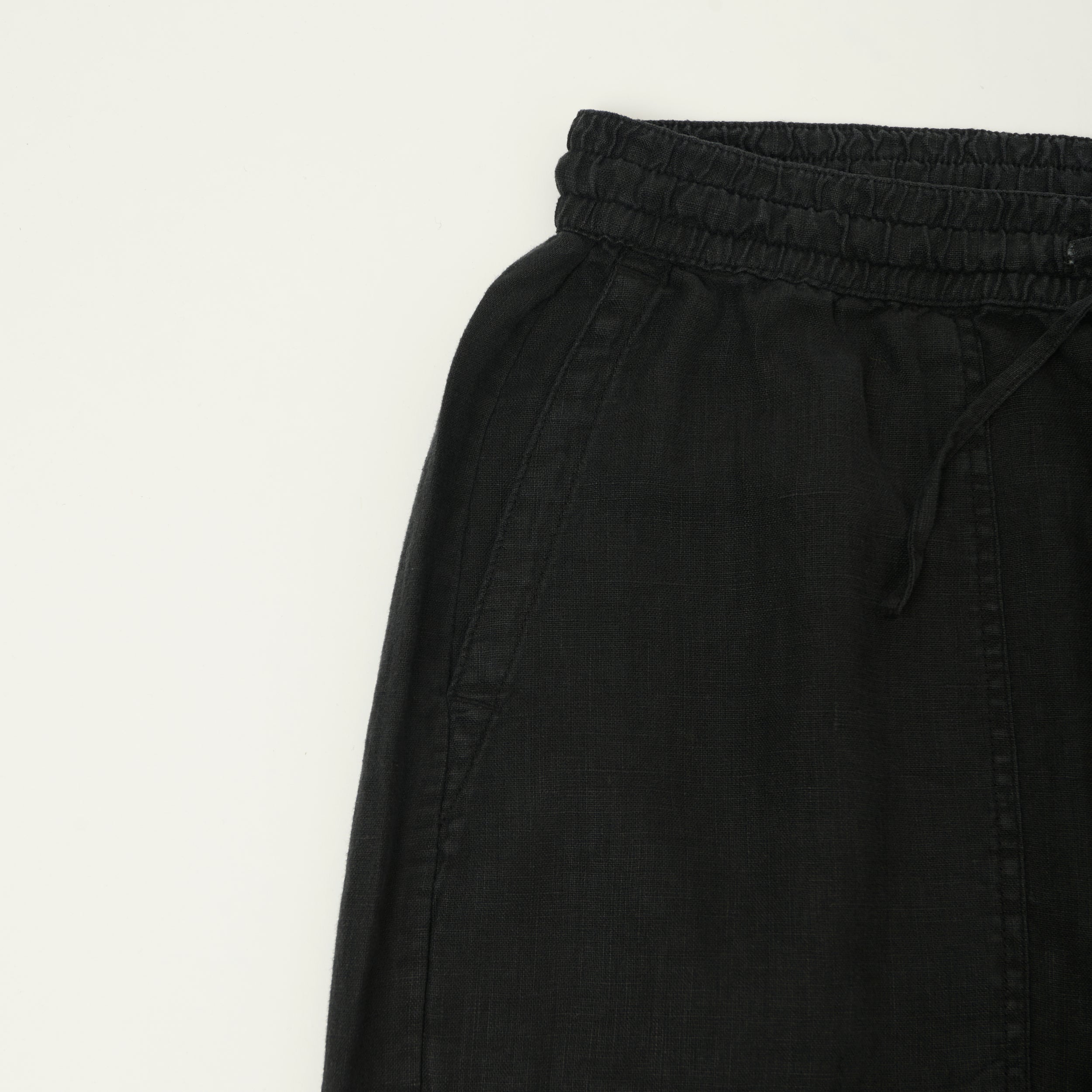 Merz b. Schwanen 'Good Basics' Workers Linen Drawstring Trousers - Deep Black
