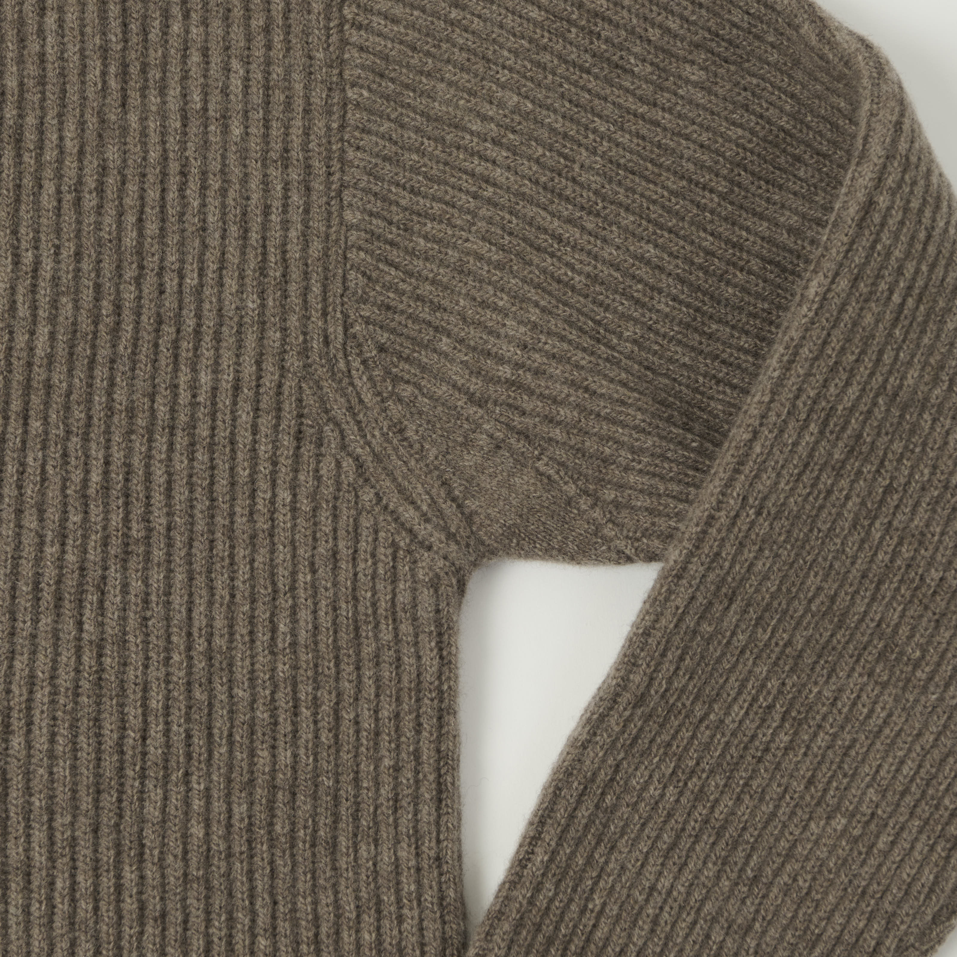Merz b. Schwanen 'Good Basics' Merino Wool Cardigan - Grain – SON
