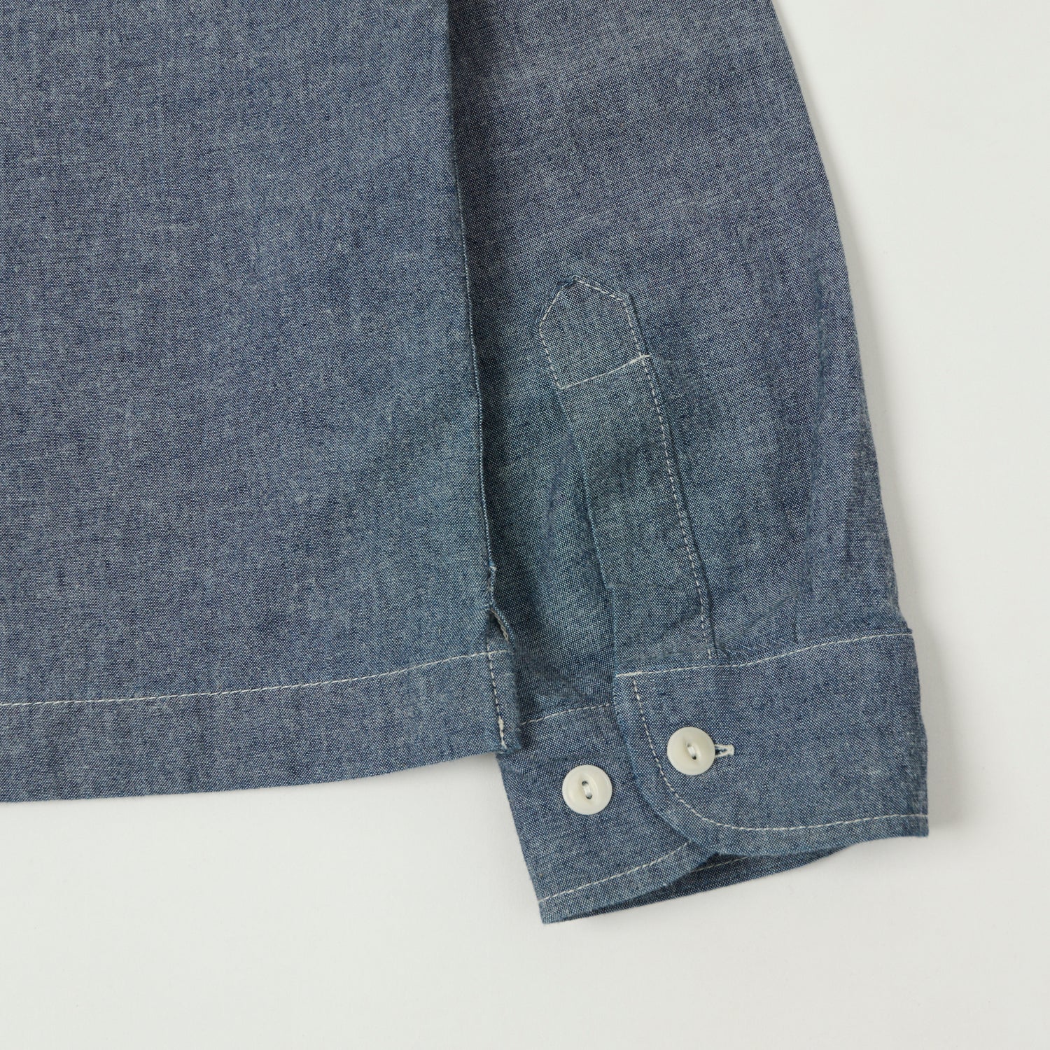 Merz b. Schwanen 'Good Basics' Classic Chambray Shirt - Denim Blue