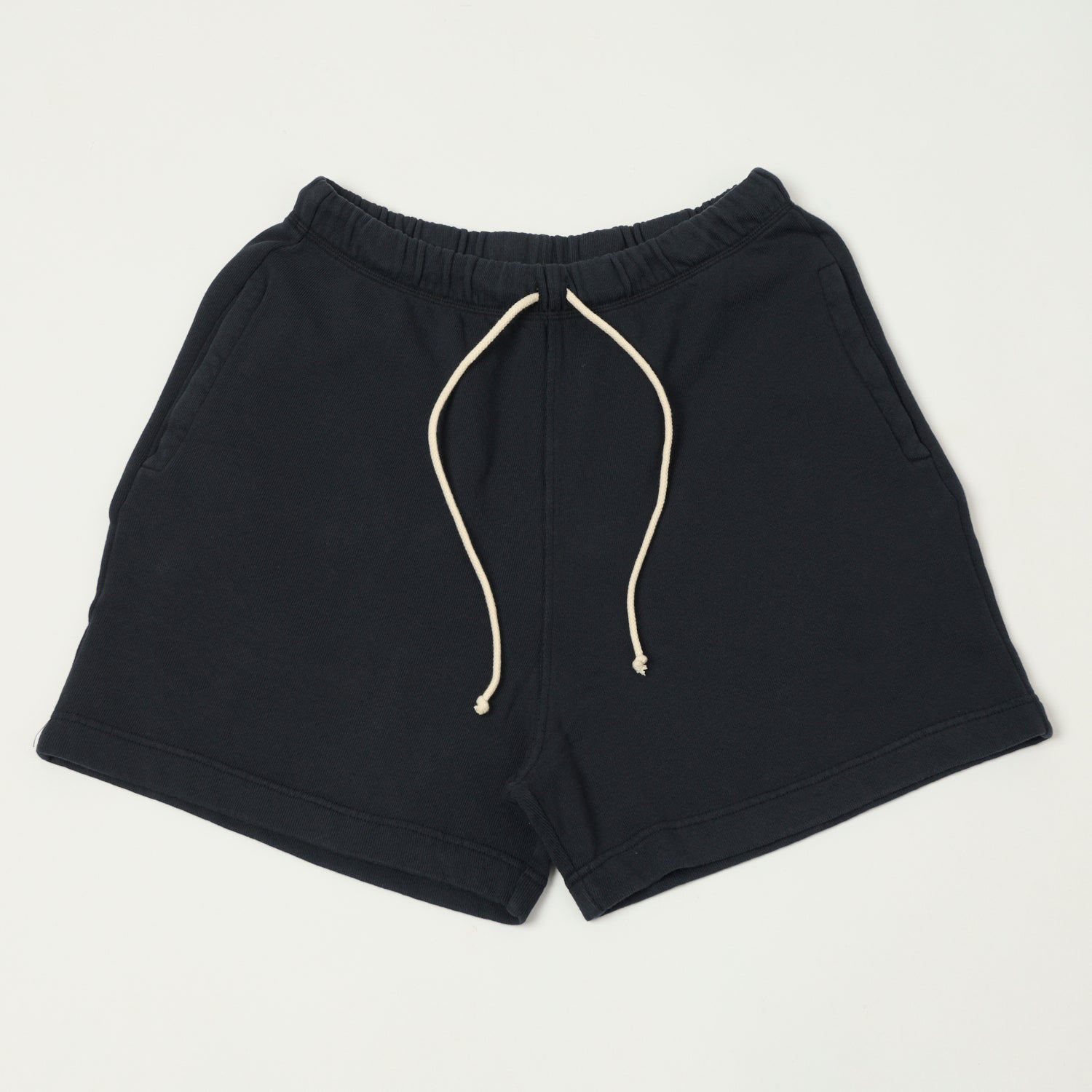 Merz b. Schwanen 'Good Basics' Organic Cotton Sweat Shorts - Charcoal