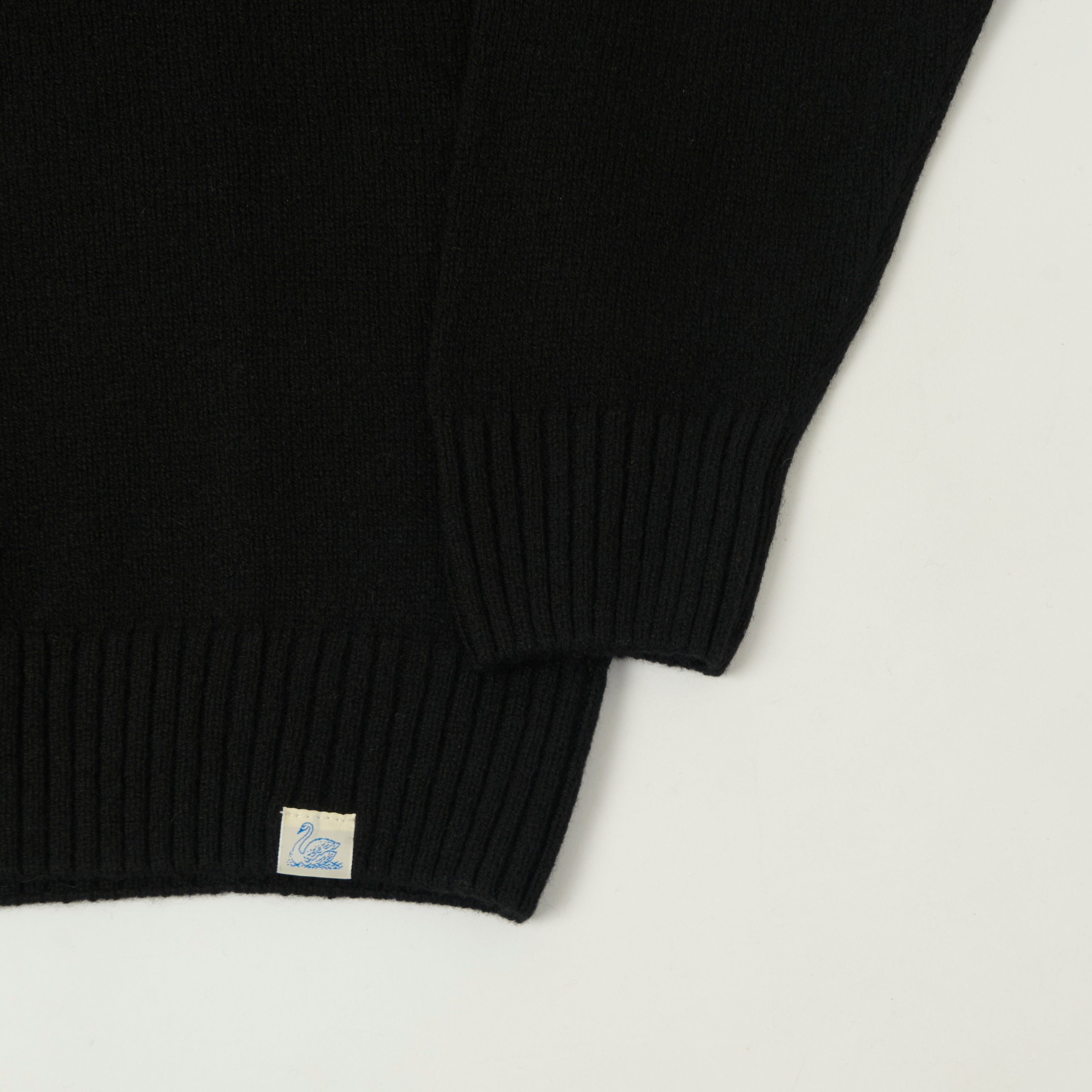 Merz b. Schwanen 'Good Basics' Wool Cashmere Knit Pullover - Deep Black