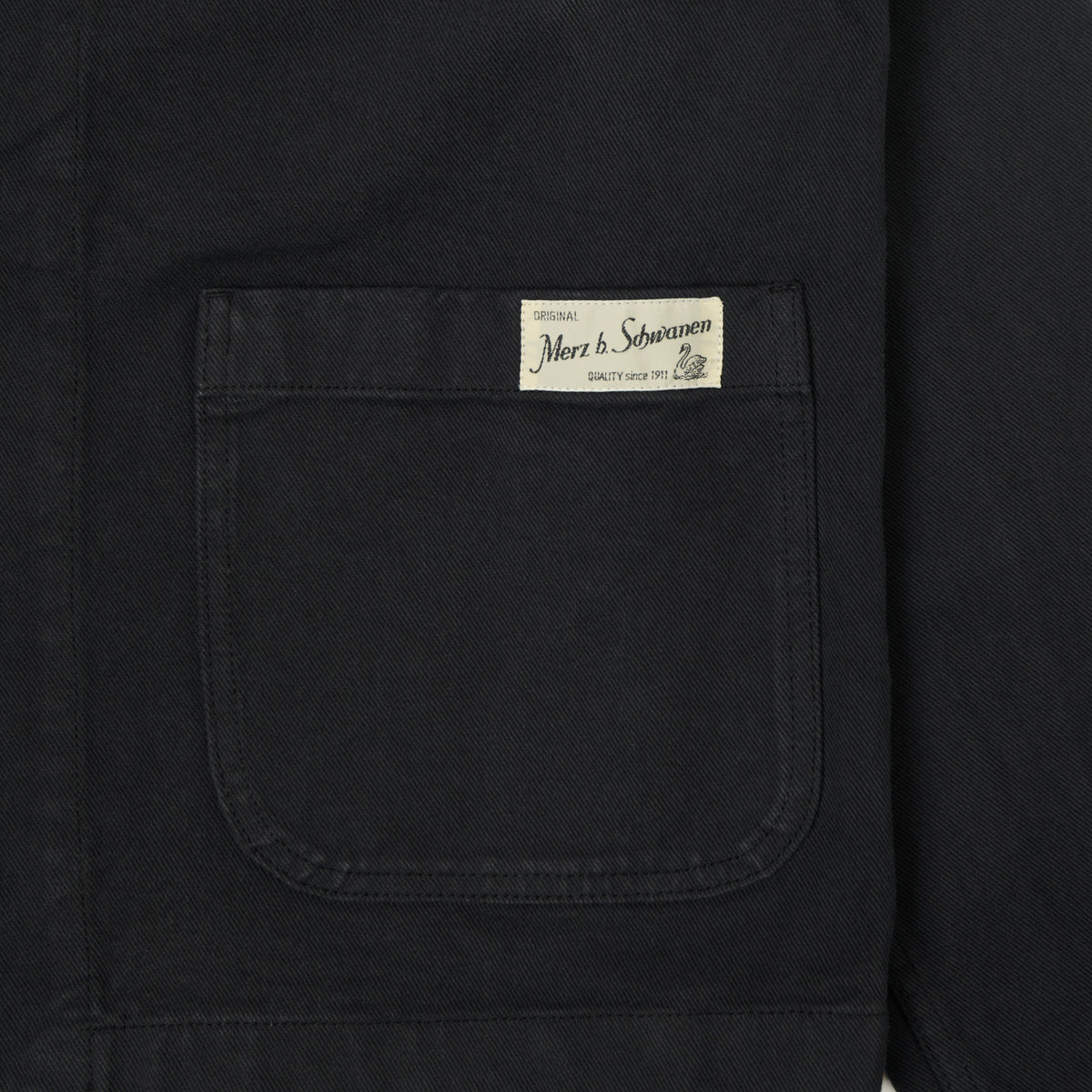 Merz b. Schwanen 'Good Basics' Cropped Workers Cotton Twill Jacket - Charcoal