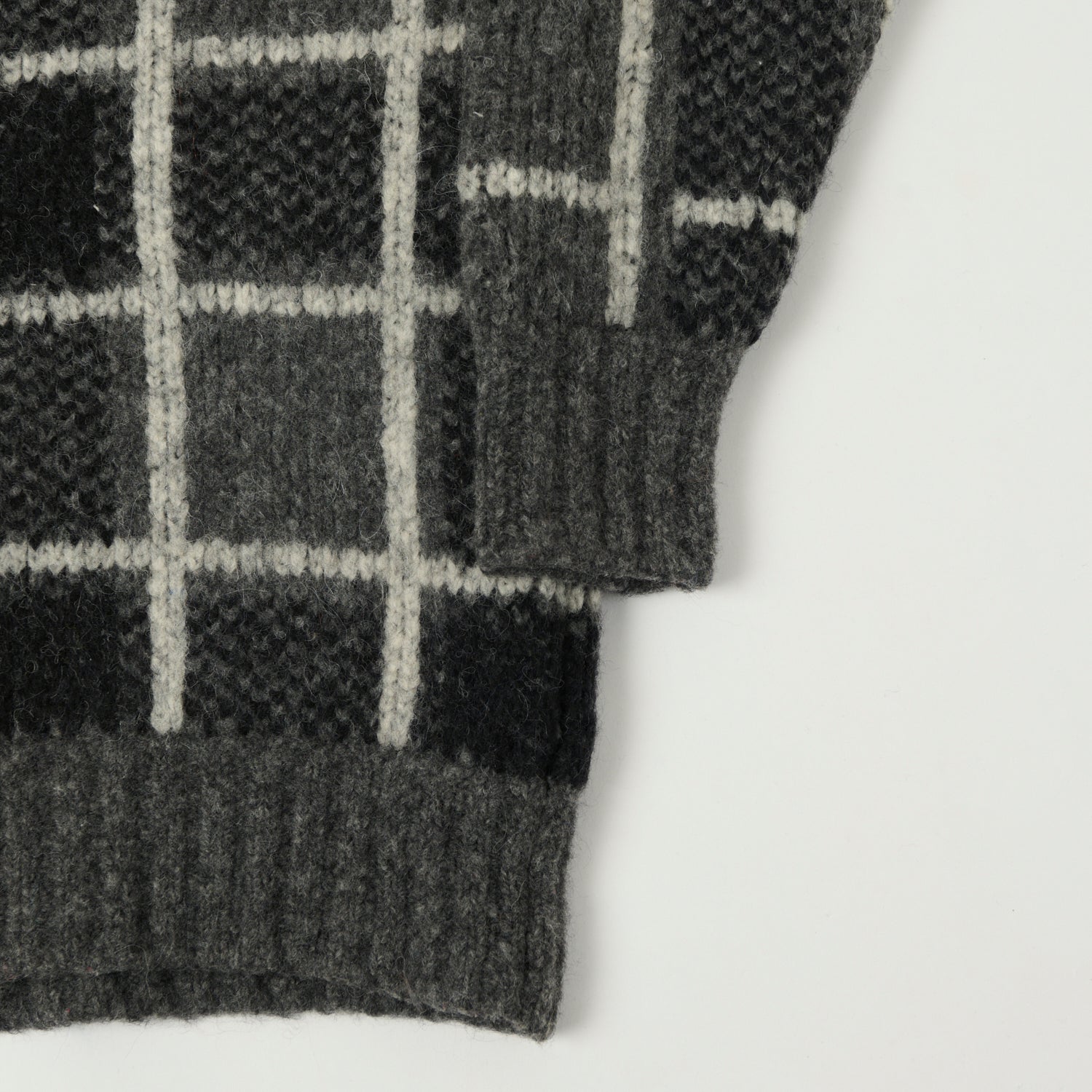 Monitaly 'Alpaguan' Plaid Alpaca Cardigan - Black