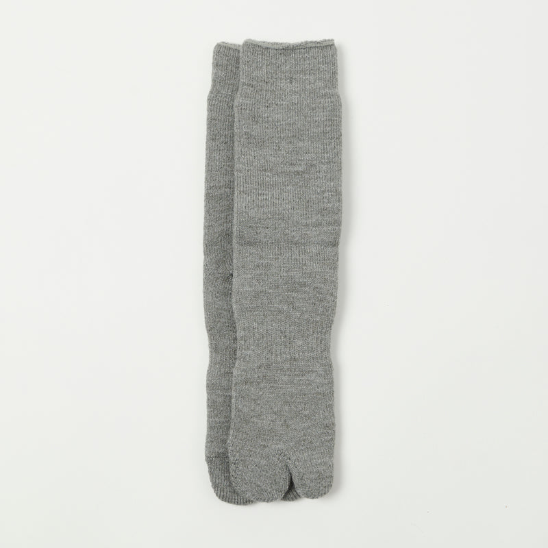 Nodal Brushed Pile Tabi Sock - Grey