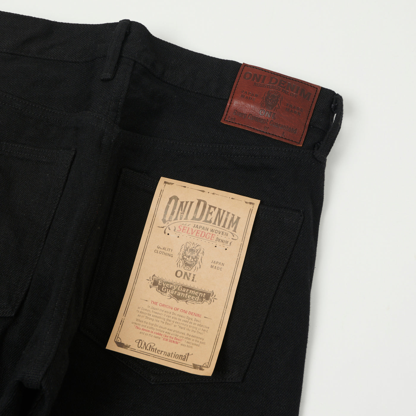在庫処分 激安 食品 ONI Denim 288ZR-BKBK Secret Denim Loose Straight Jean レディースウェア