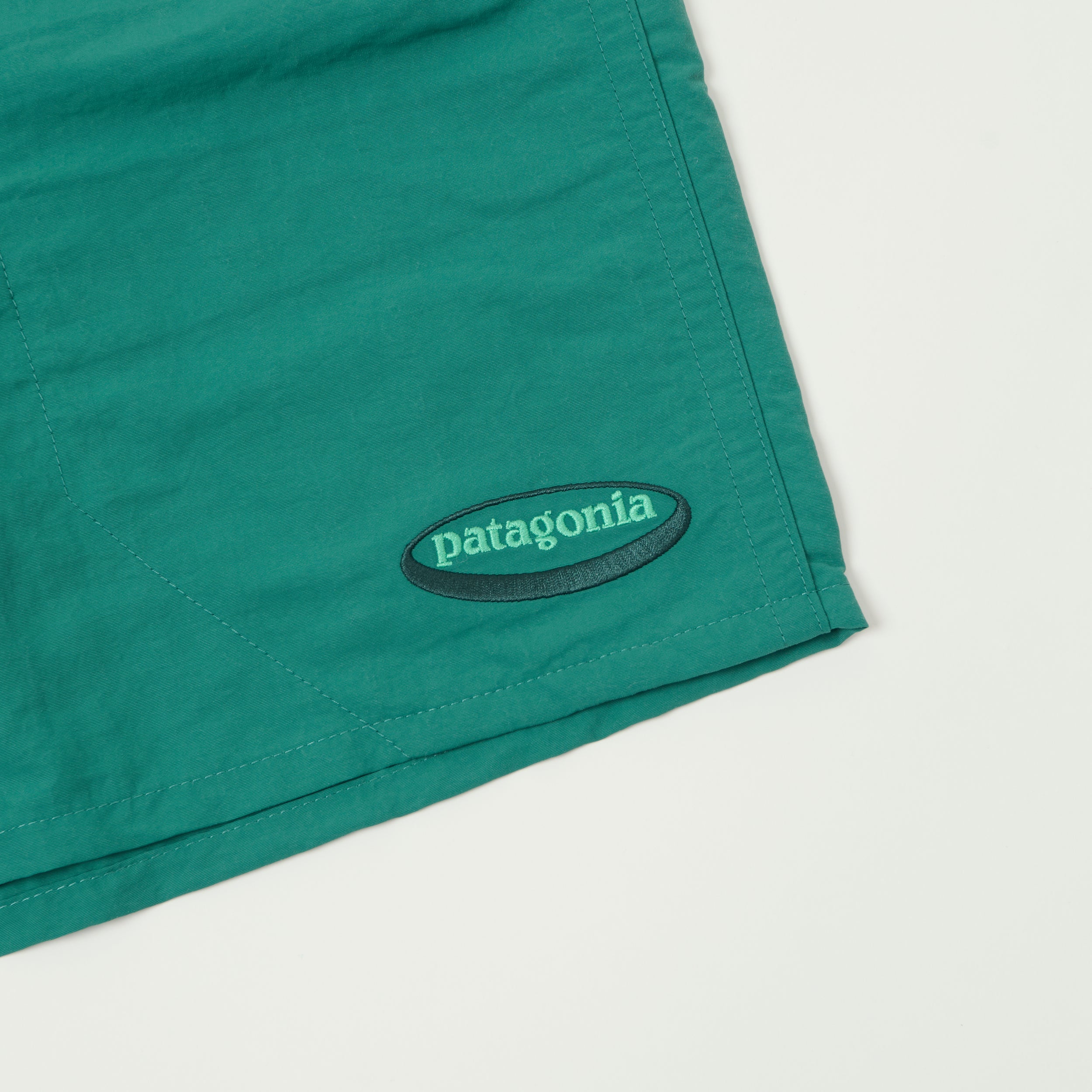 Patagonia '95 Oval Logo' 5-inch Baggies Shorts - Gem Green