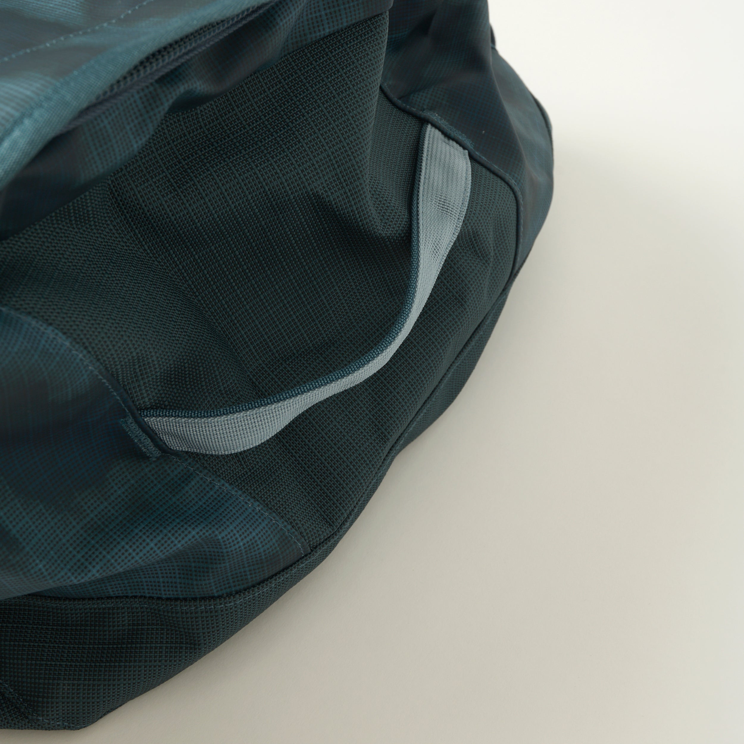 Patagonia 'Black Hole' 55L Duffle Bag - Sastrugi/Summit Blue – SON