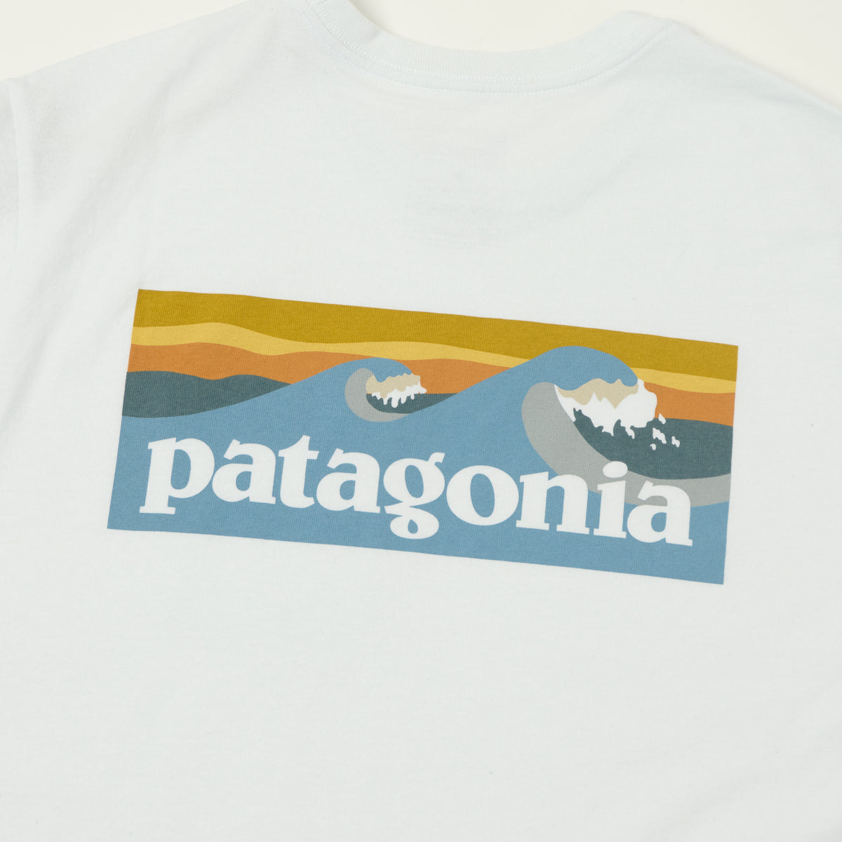 Patagonia Boardshort Logo Pocket Responsibili-Tee - Fibre White