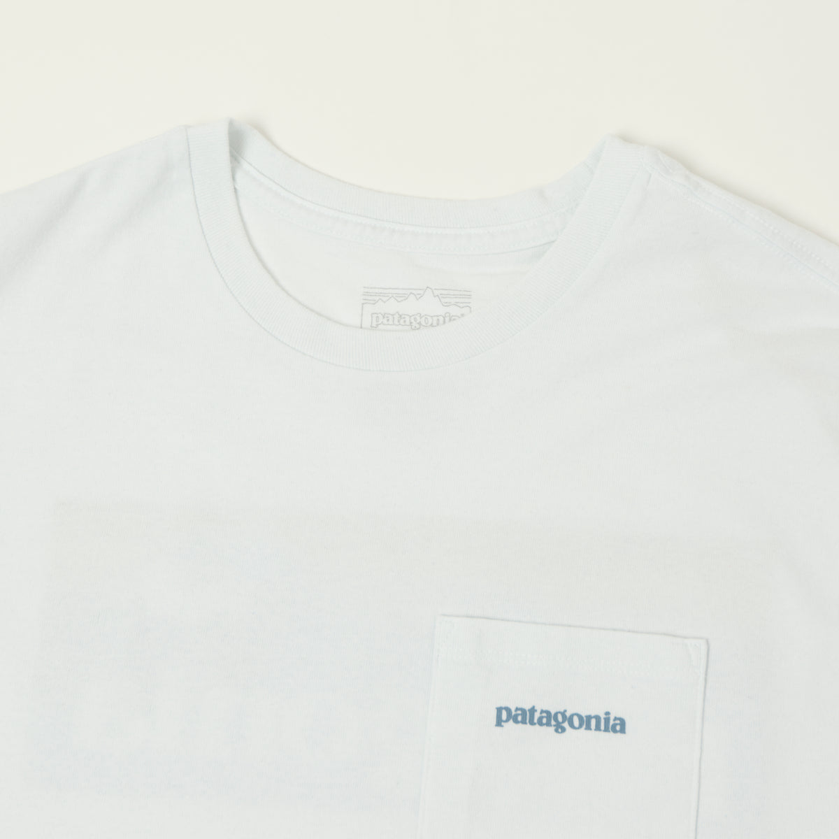 Patagonia Boardshort Logo Pocket Responsibili-Tee - Fibre White