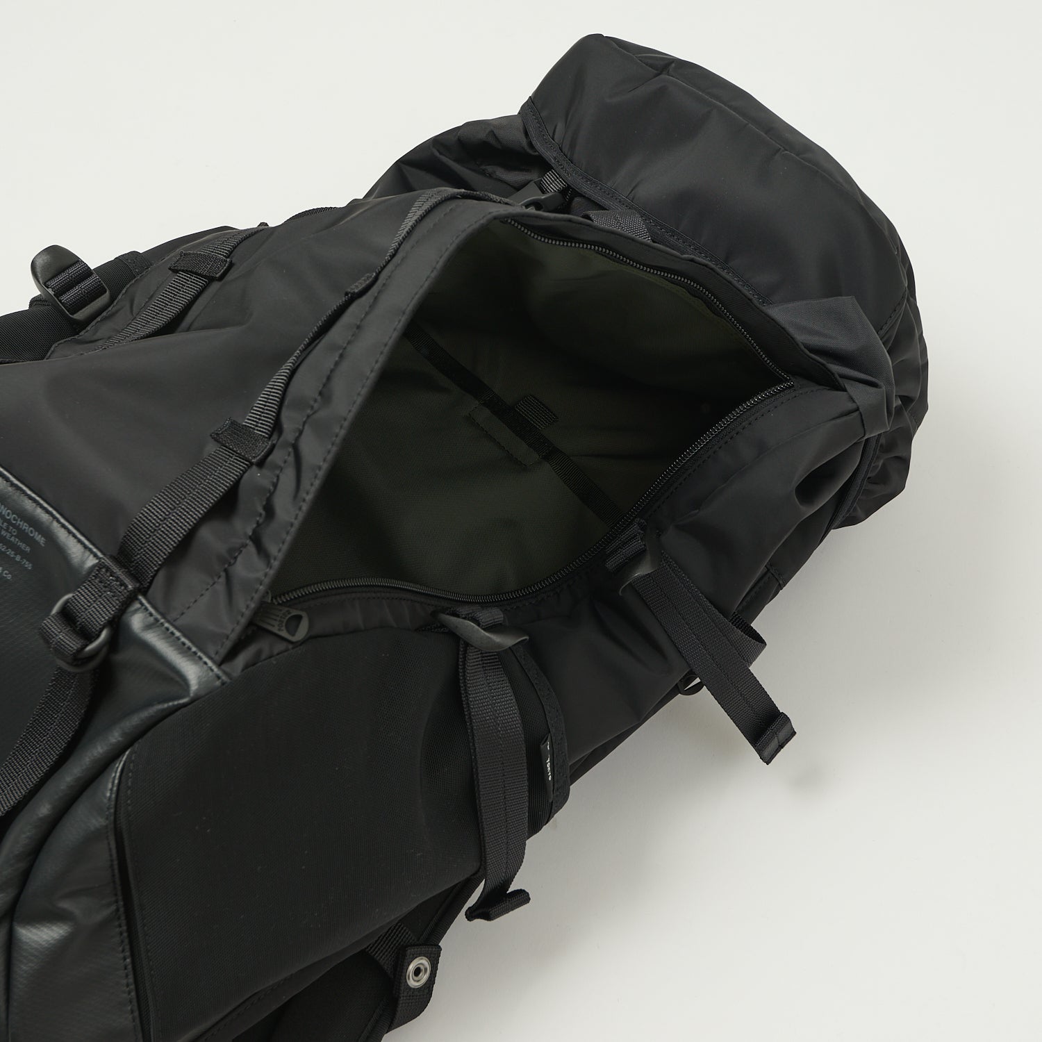 PORTER ブラックバックパック YOSHIDA & CO. Porter-Yoshida & Co. Monochrome Backpack - Black – SON OF A STAG